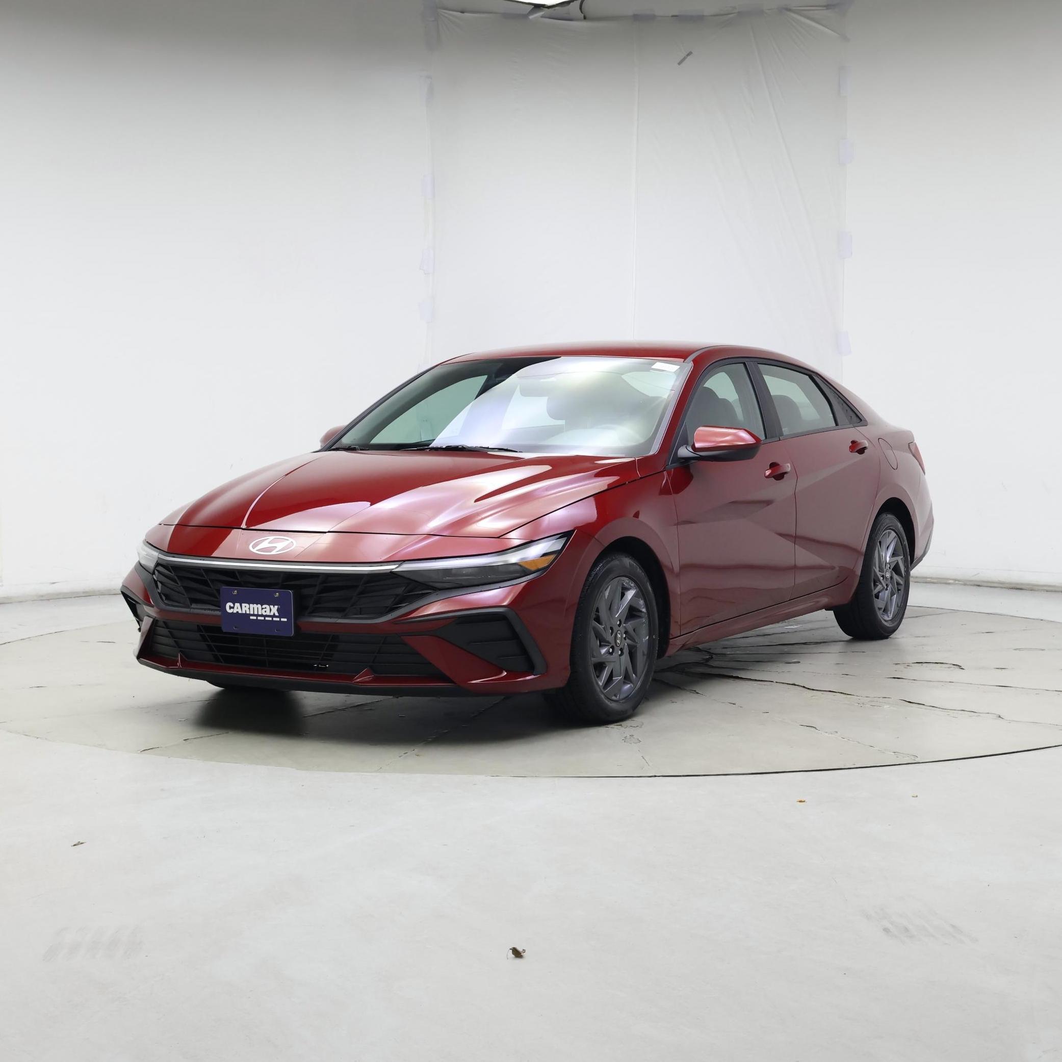 Thumbnail: 2024 Hyundai Elantra - 4