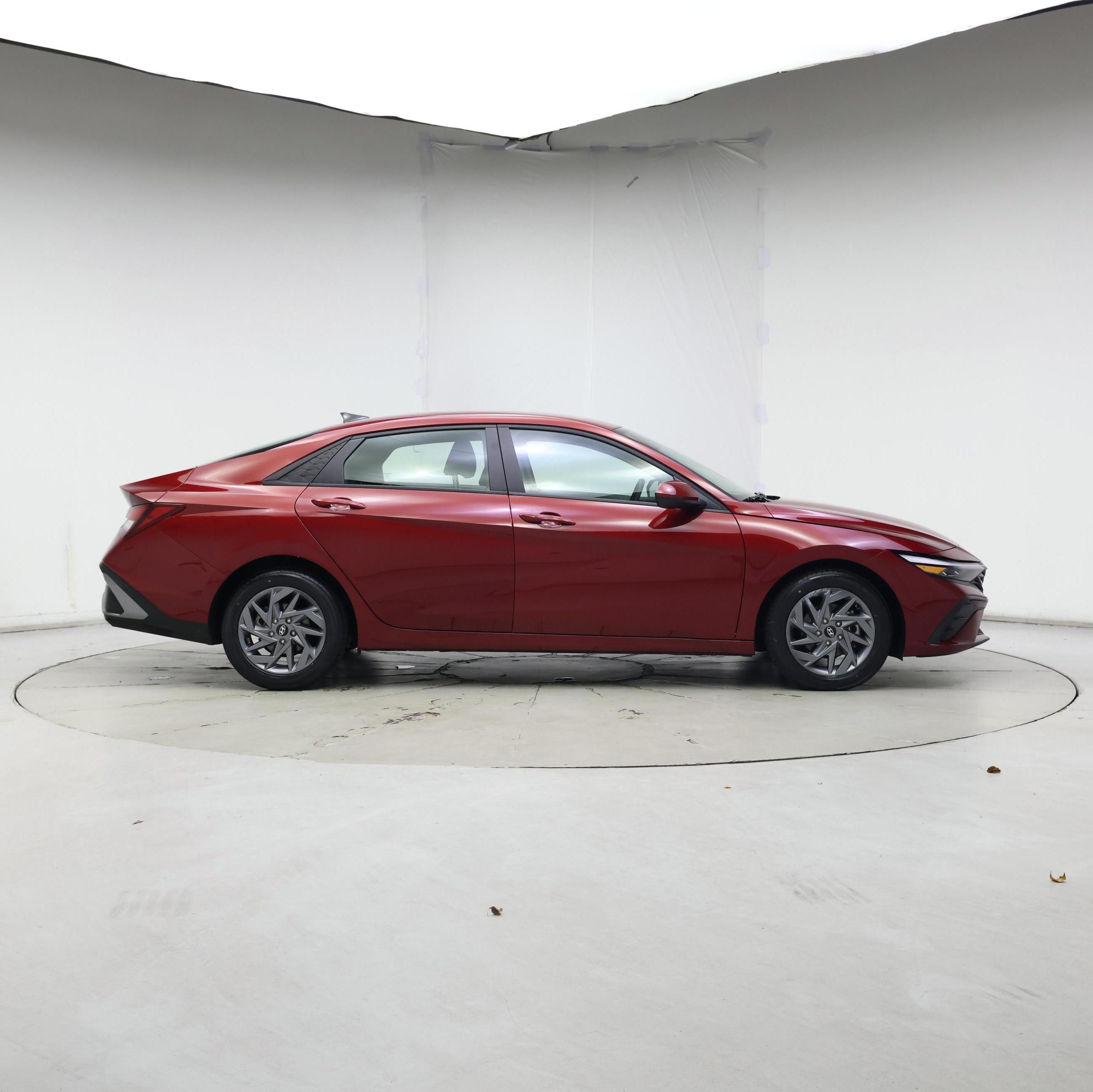 Thumbnail: 2024 Hyundai Elantra - 7