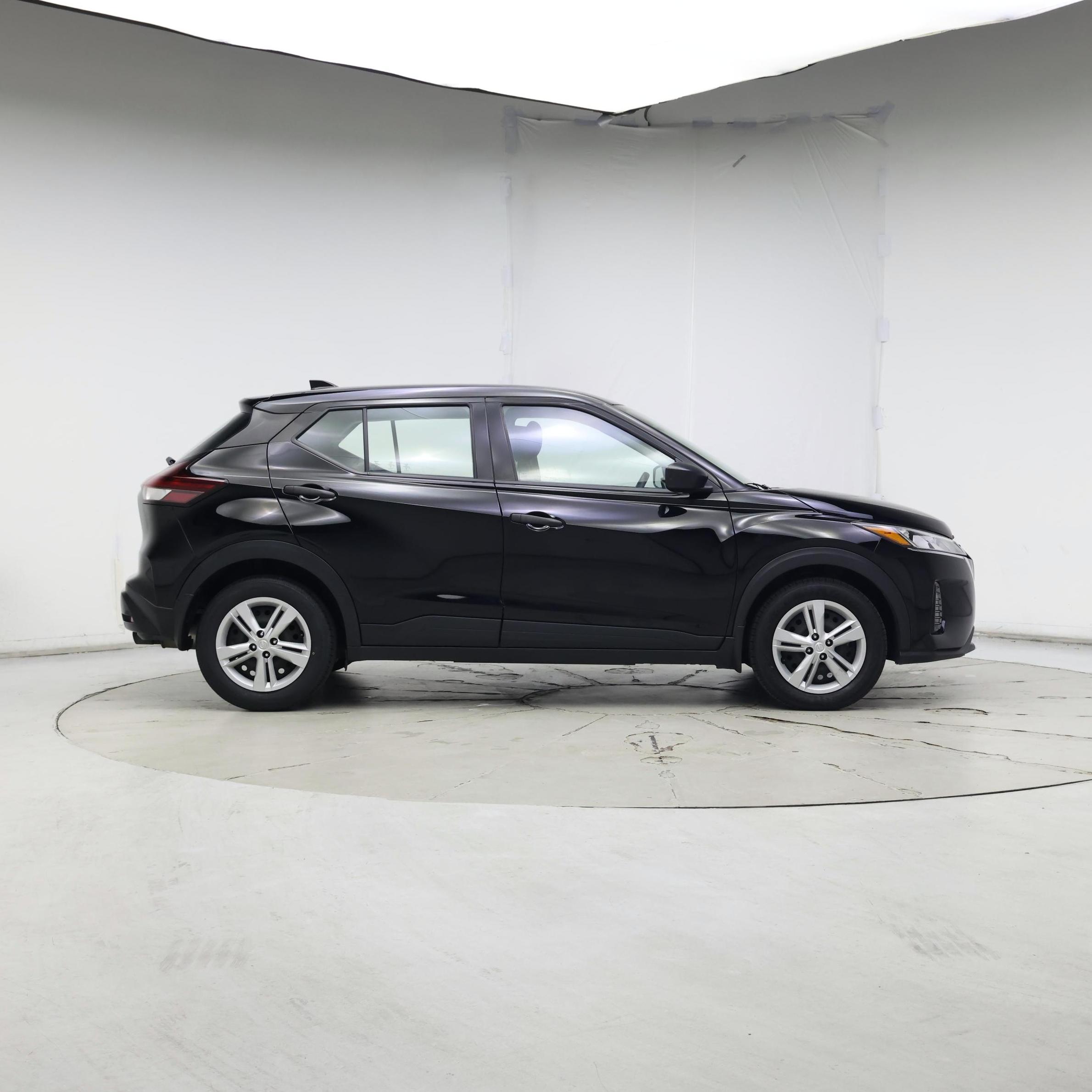 Thumbnail: 2023 Nissan Kicks - 7