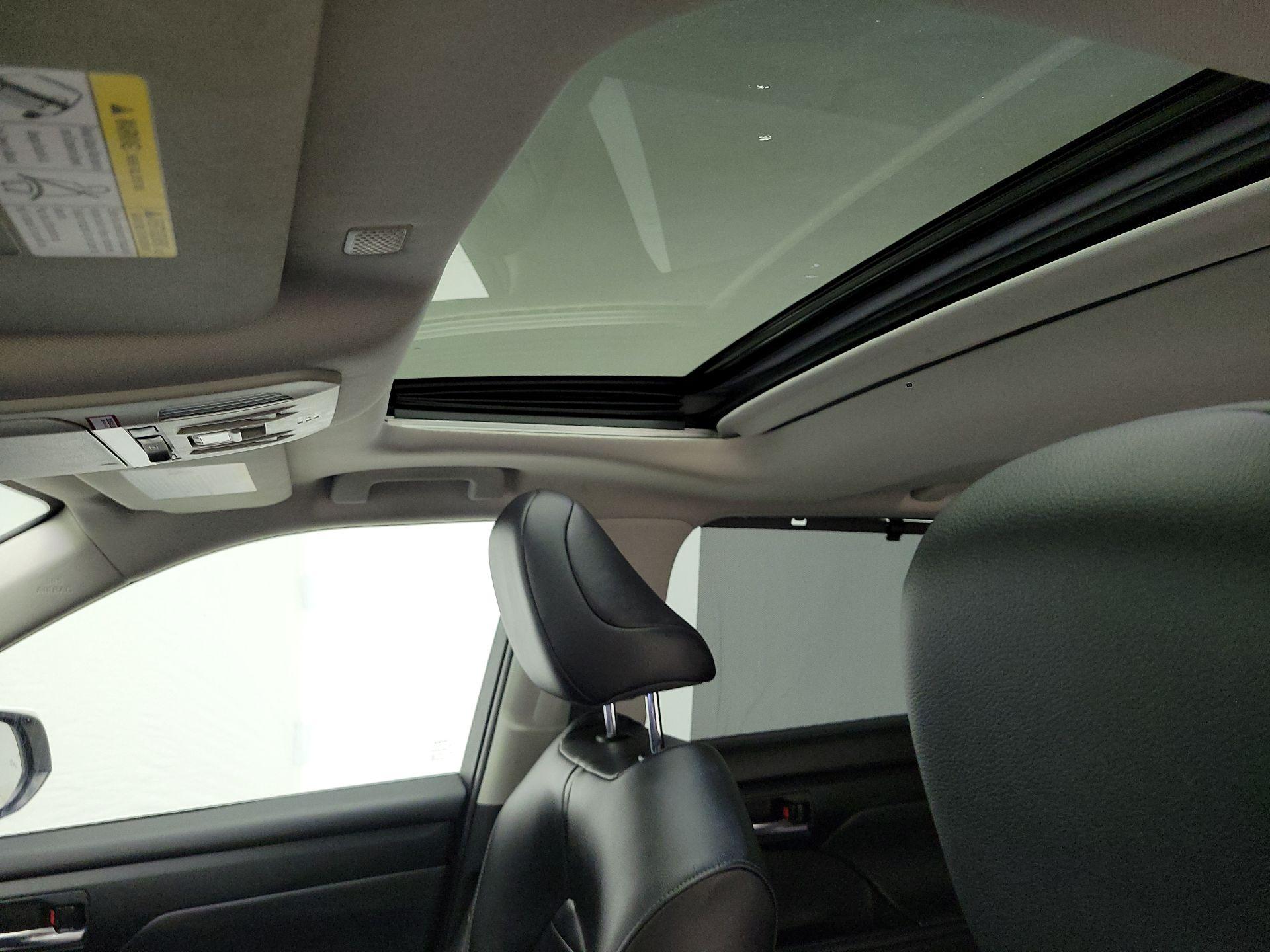 Thumbnail: 2020 Toyota Highlander - 20