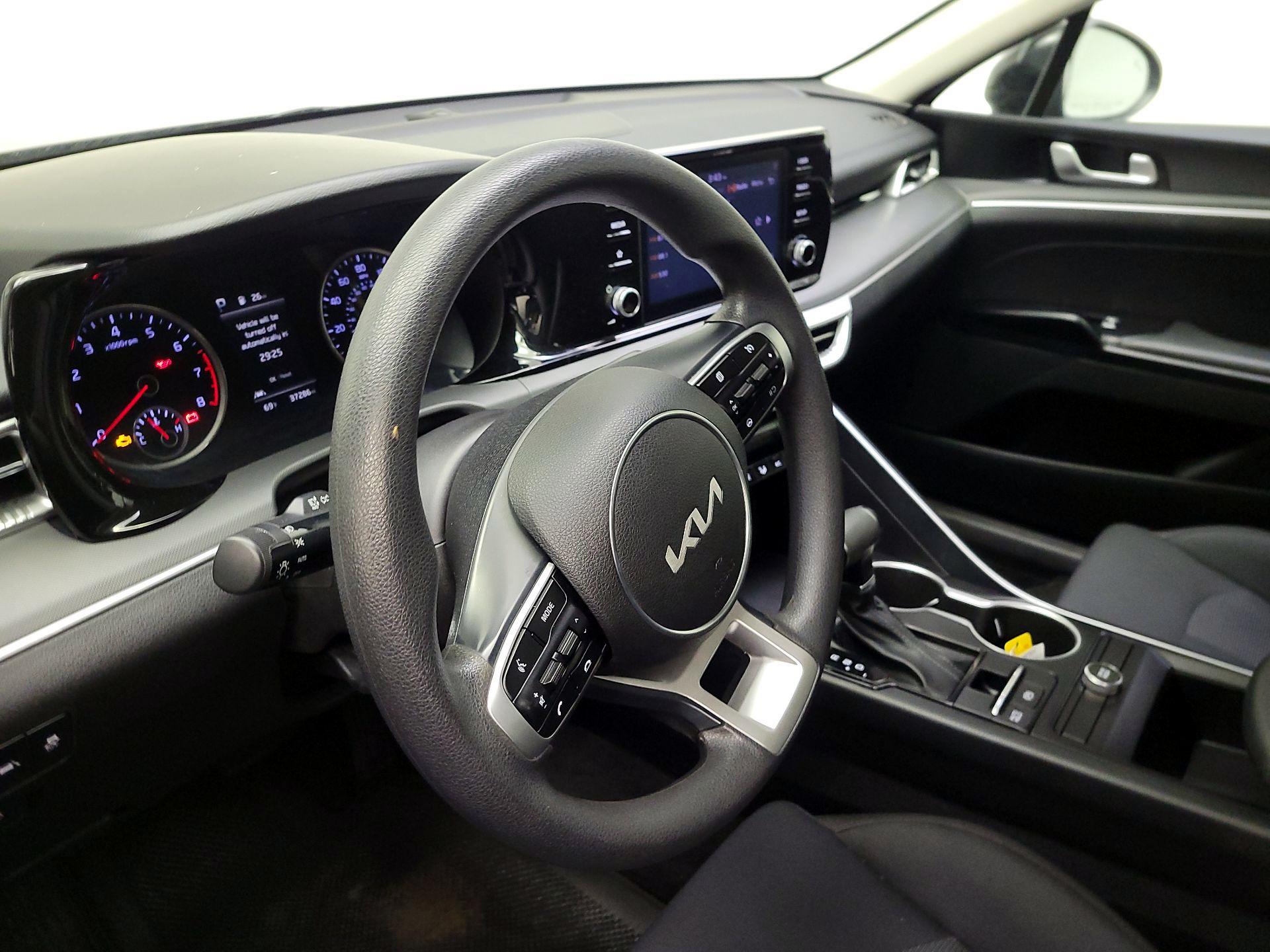 Thumbnail: 2022 Kia K5 - 9