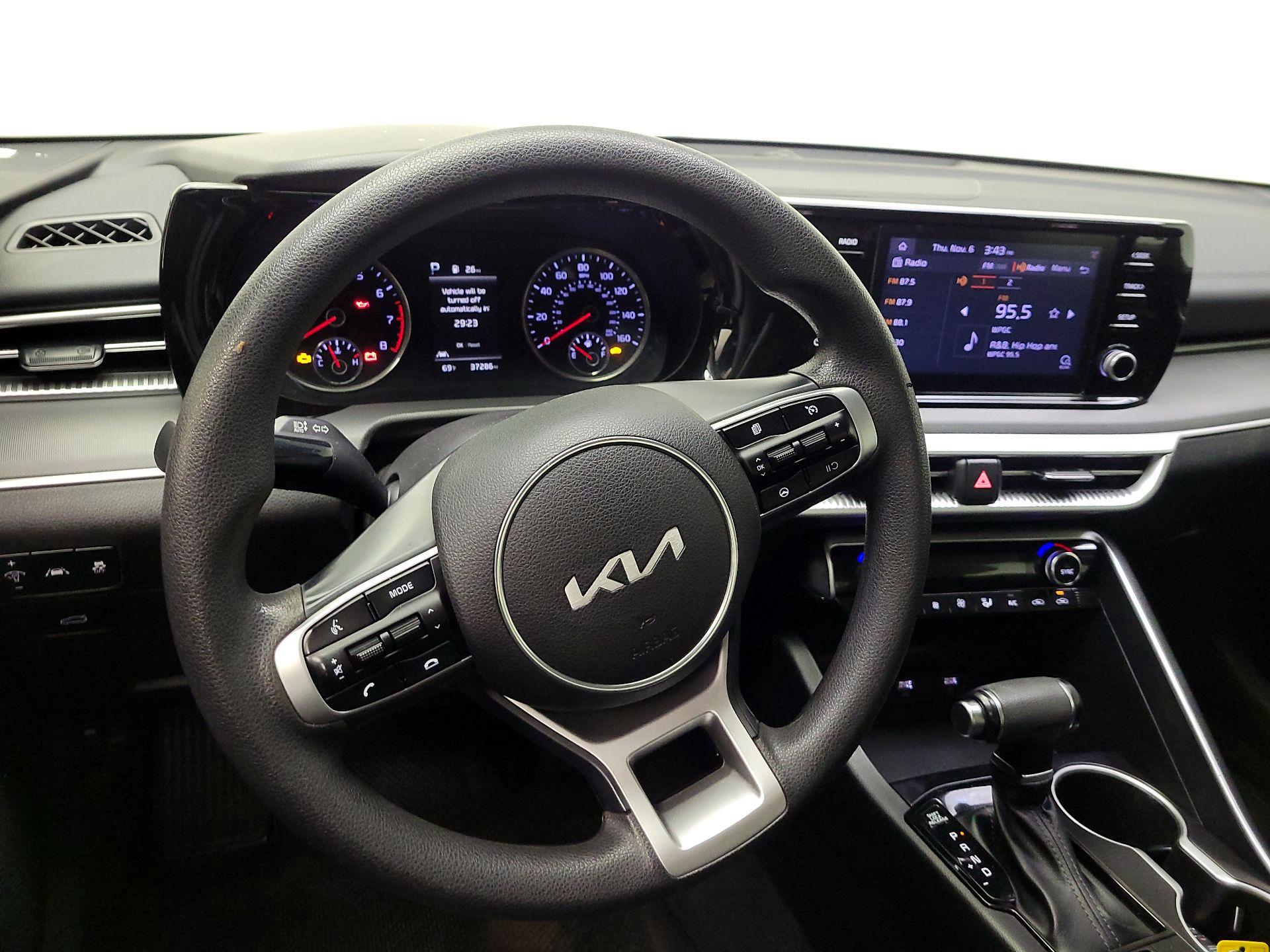 Thumbnail: 2022 Kia K5 - 10