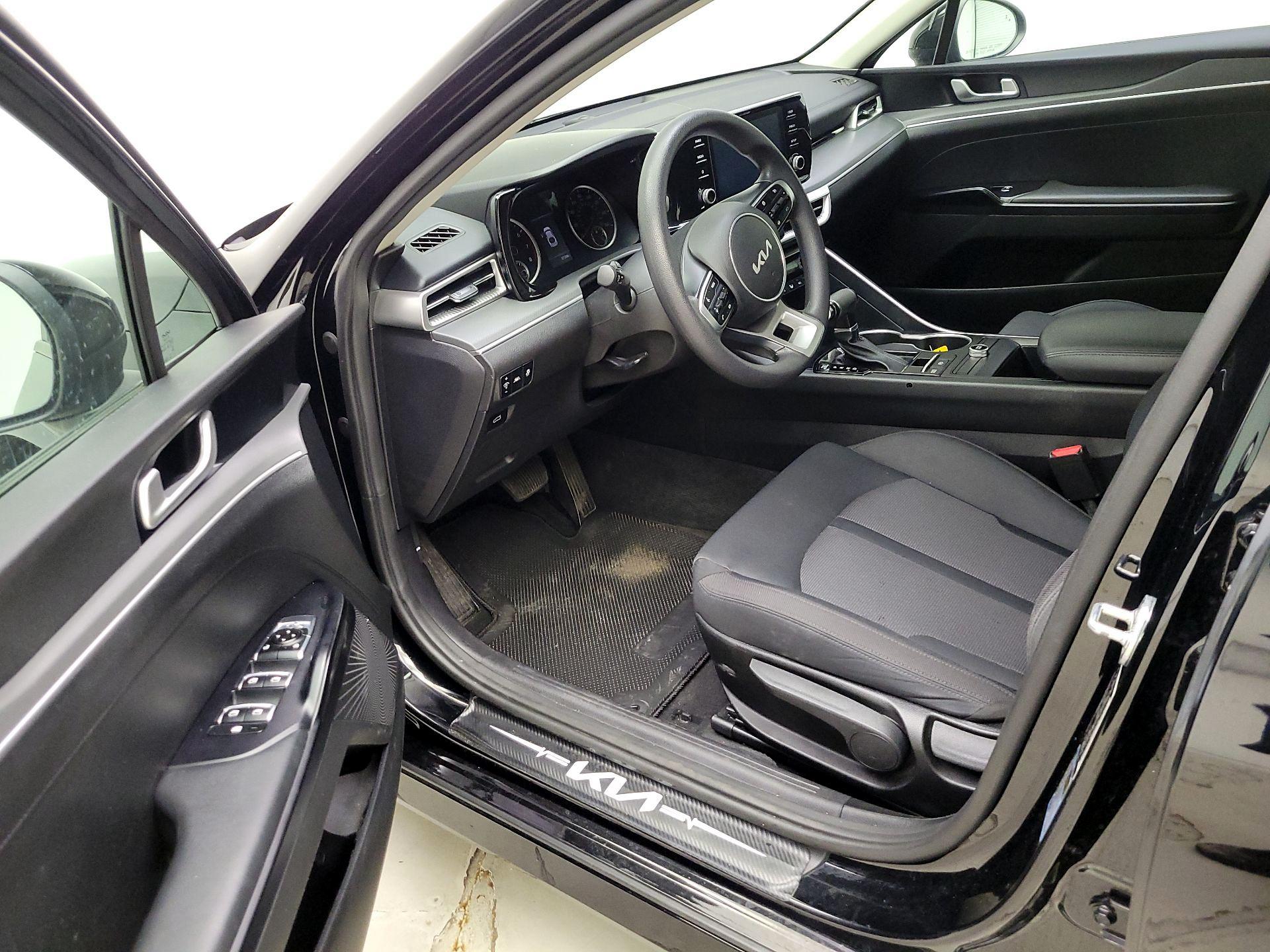 Thumbnail: 2022 Kia K5 - 11