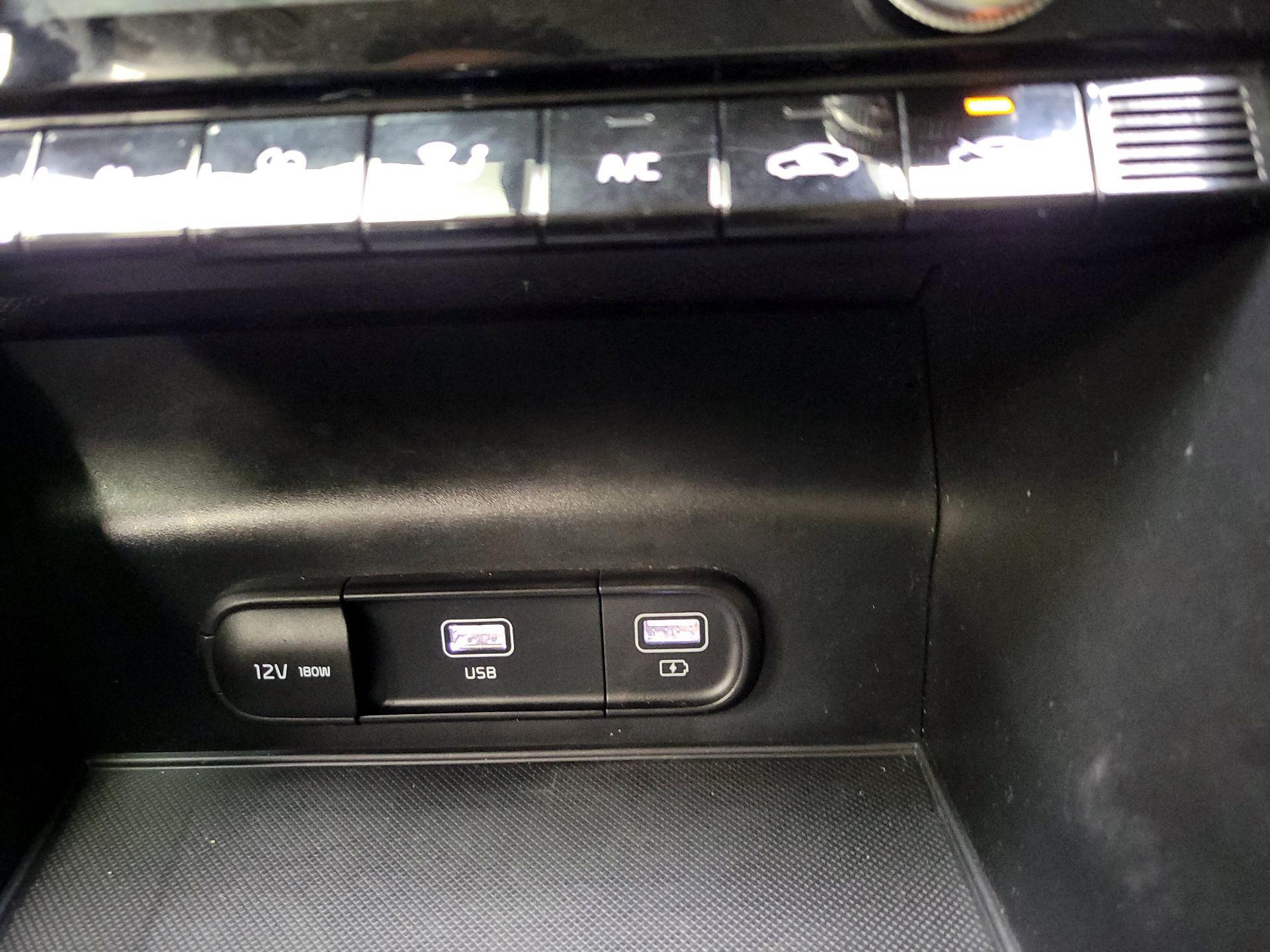 Thumbnail: 2022 Kia K5 - 18