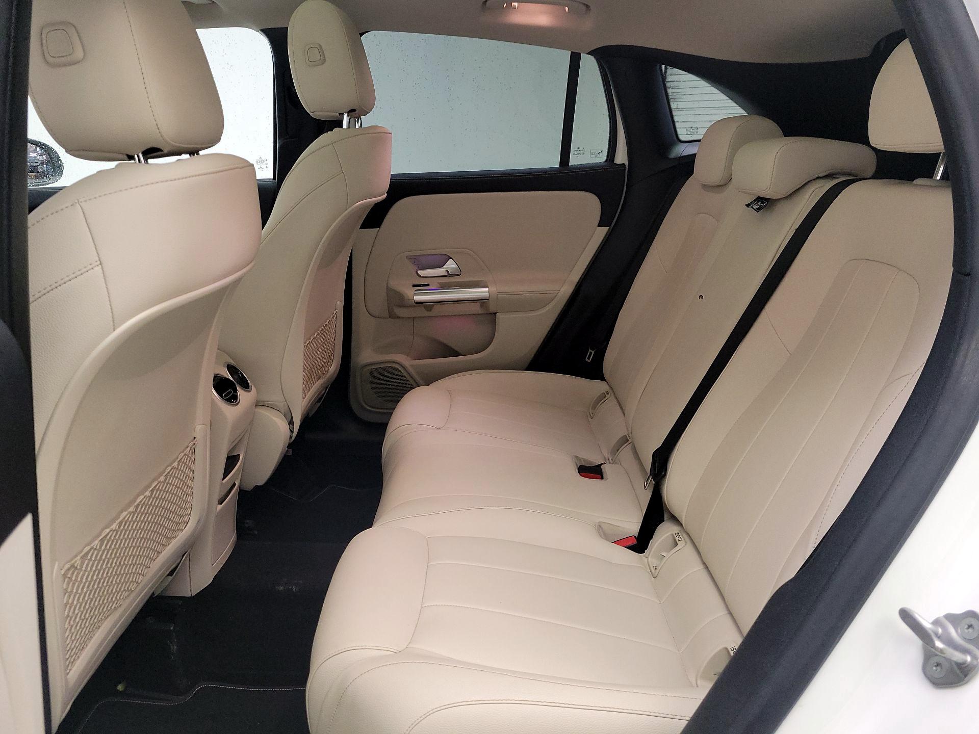 Thumbnail: 2023 Mercedes-Benz GLA - 20