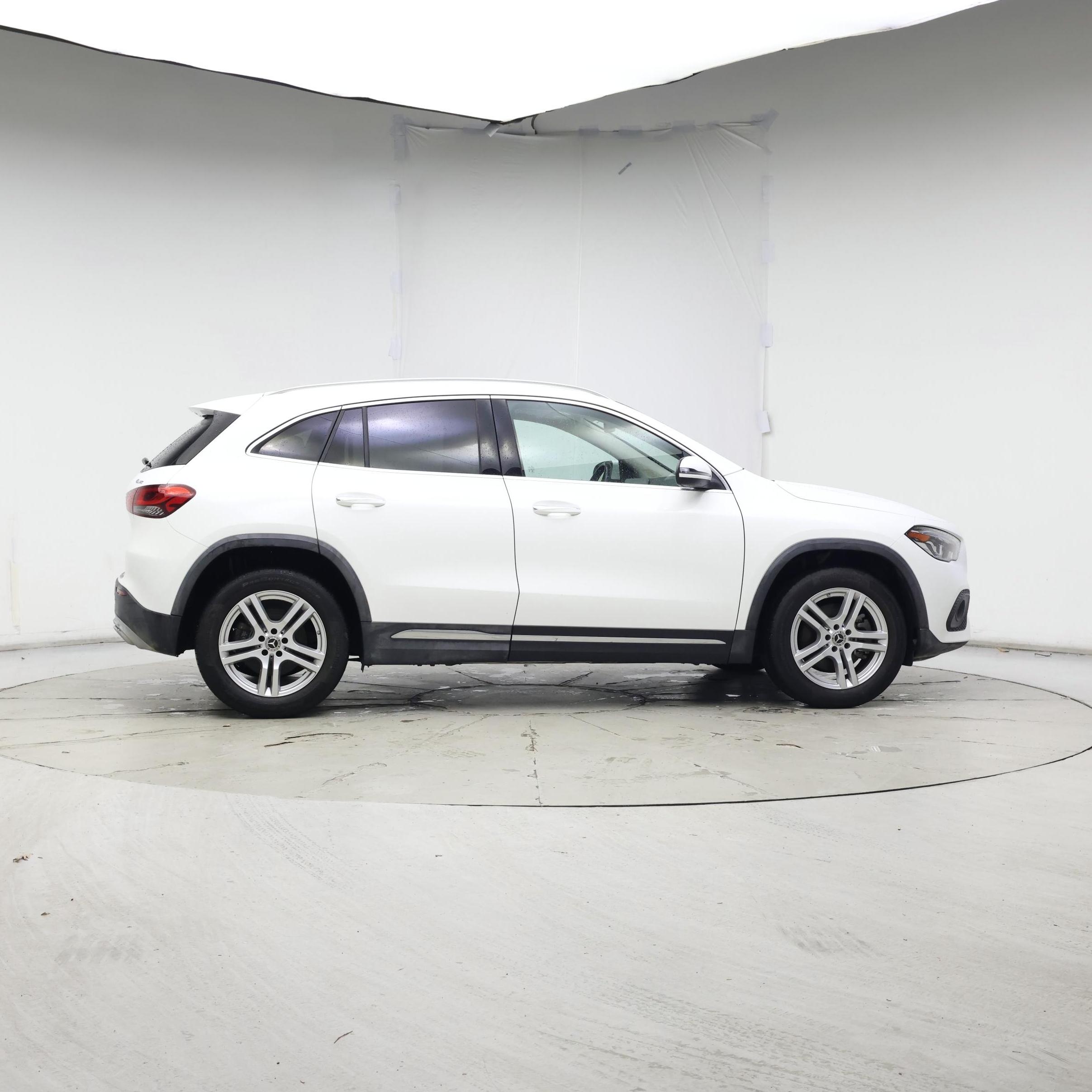 Thumbnail: 2023 Mercedes-Benz GLA - 7