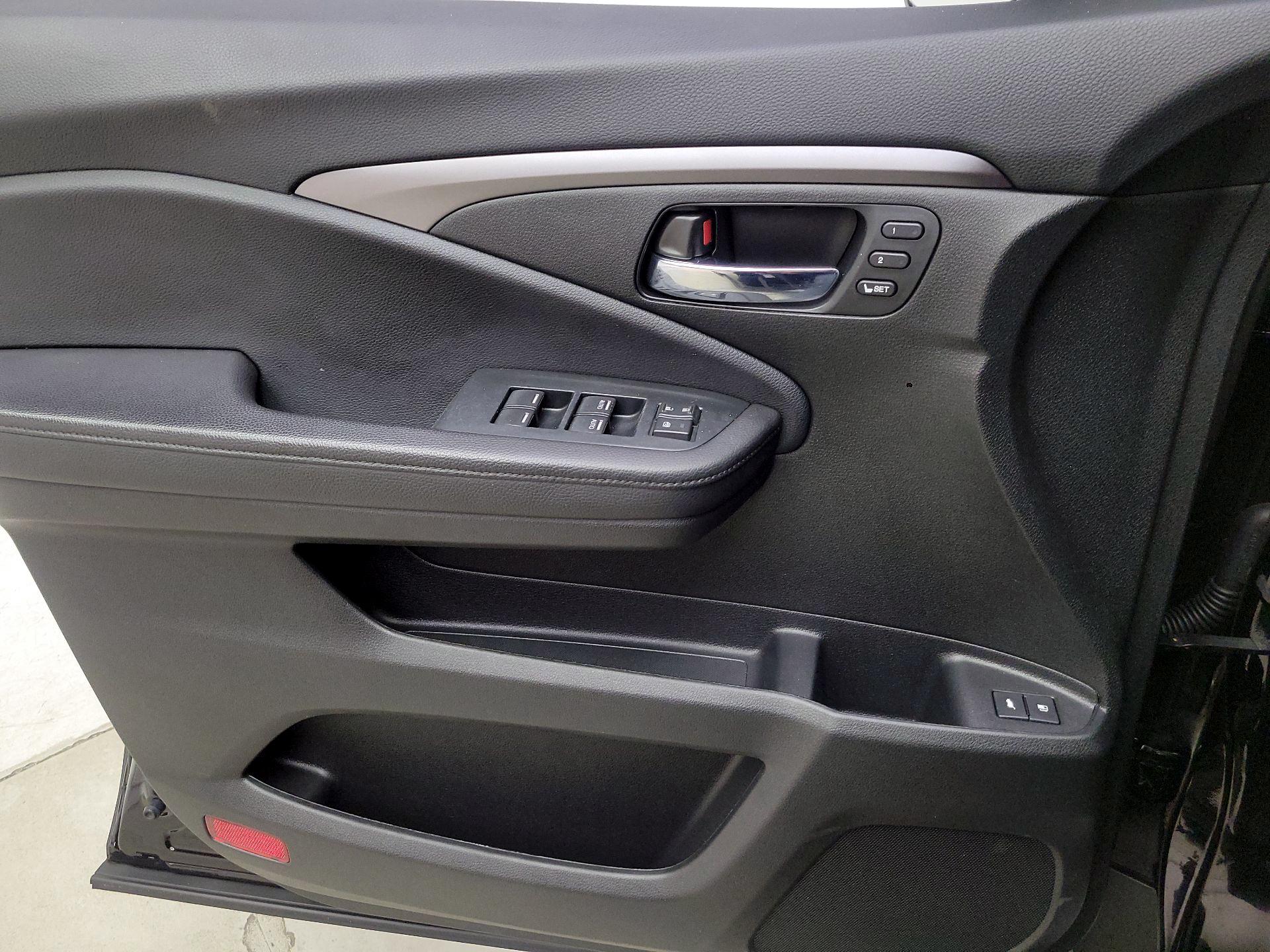 Thumbnail: 2022 Honda Pilot - 12