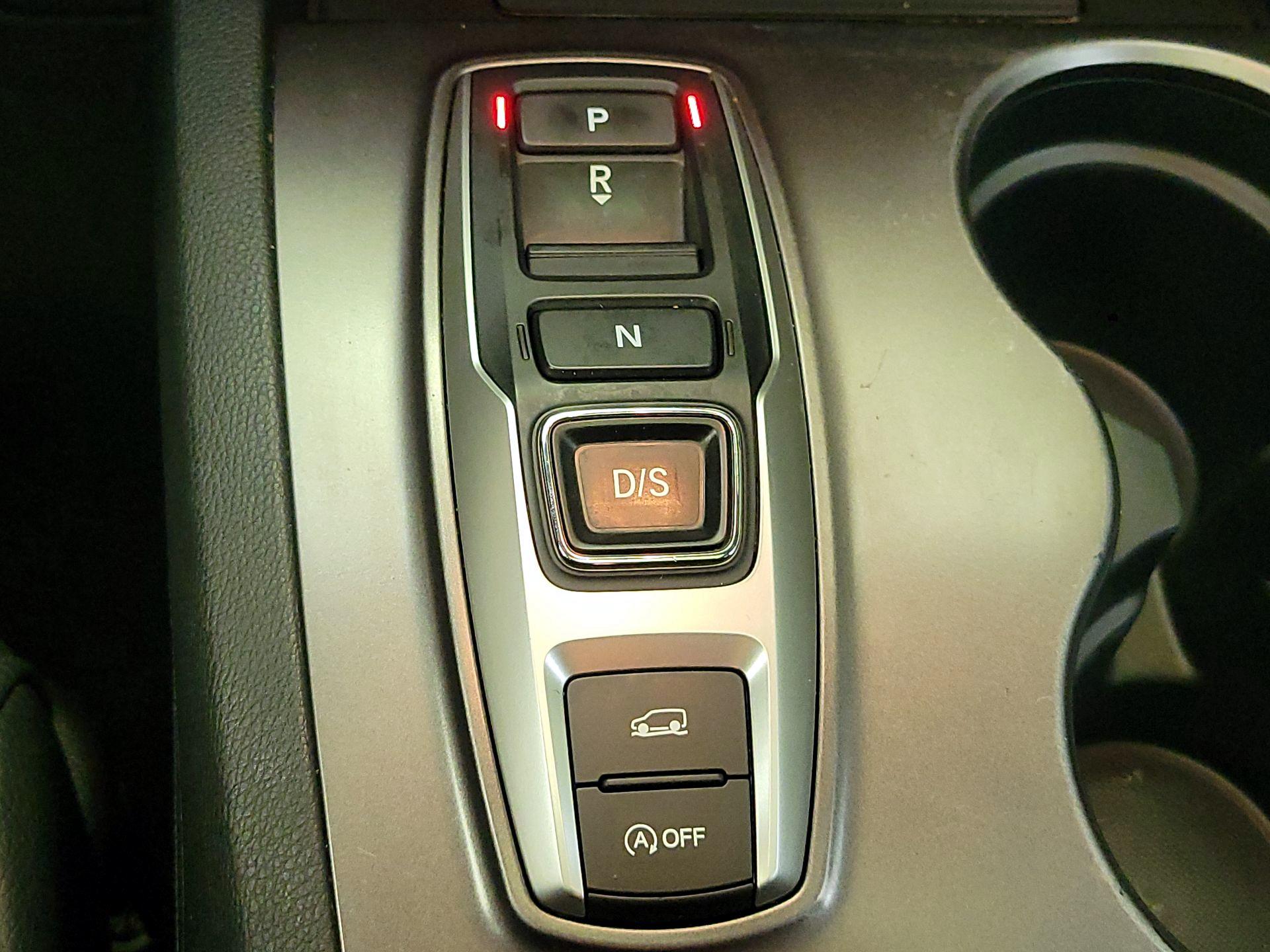 Thumbnail: 2022 Honda Pilot - 17