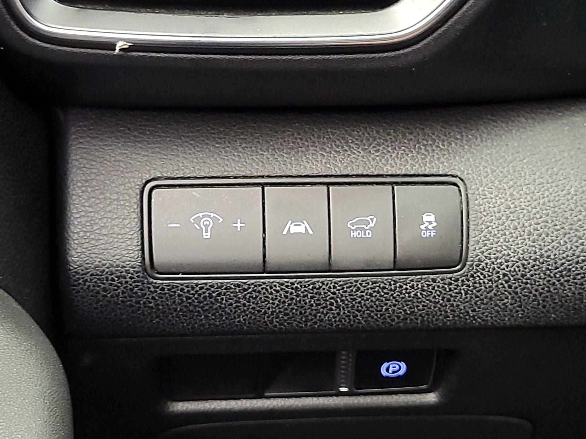 Thumbnail: 2023 Hyundai Santa Fe - 13