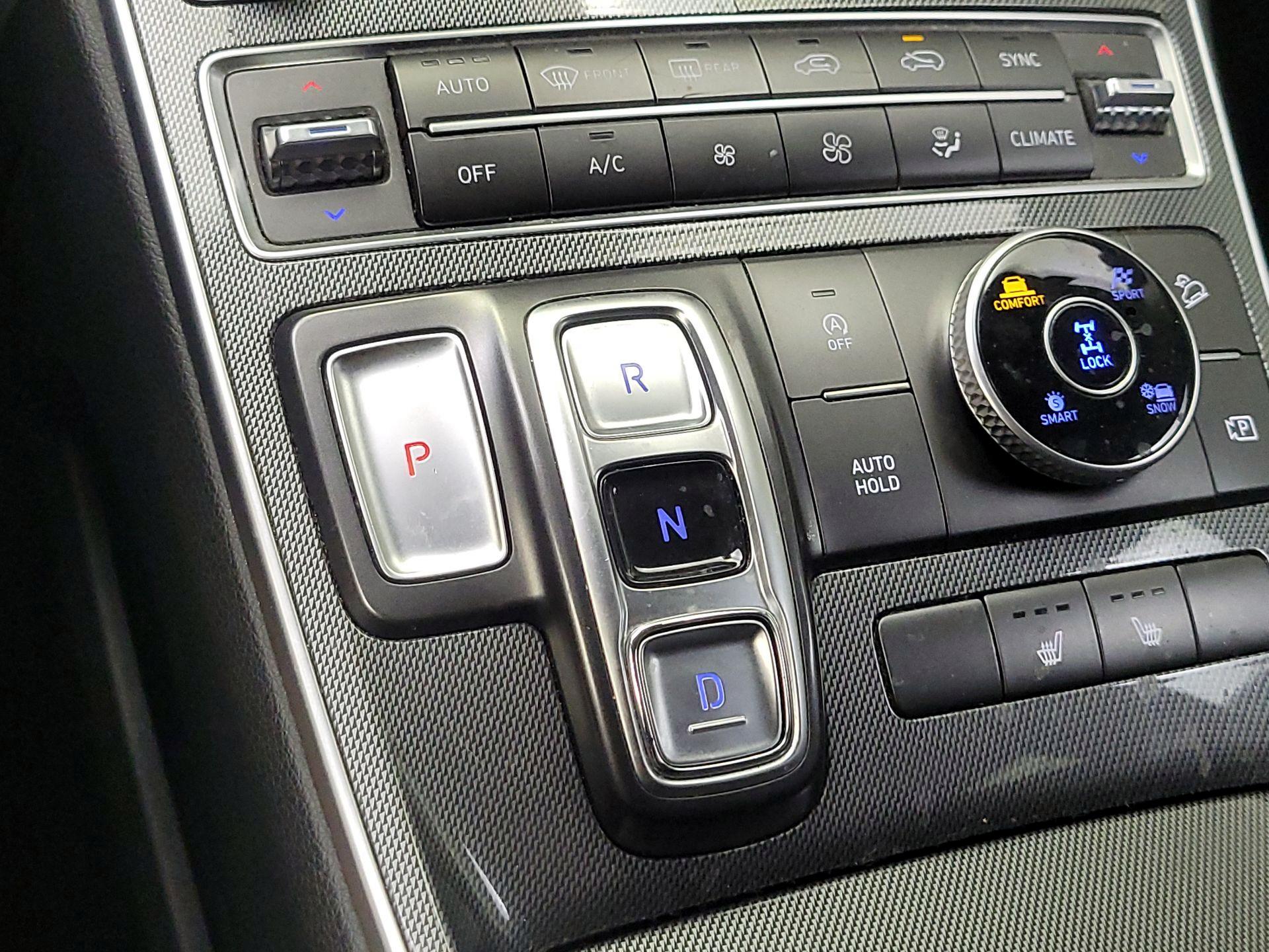 Thumbnail: 2023 Hyundai Santa Fe - 18