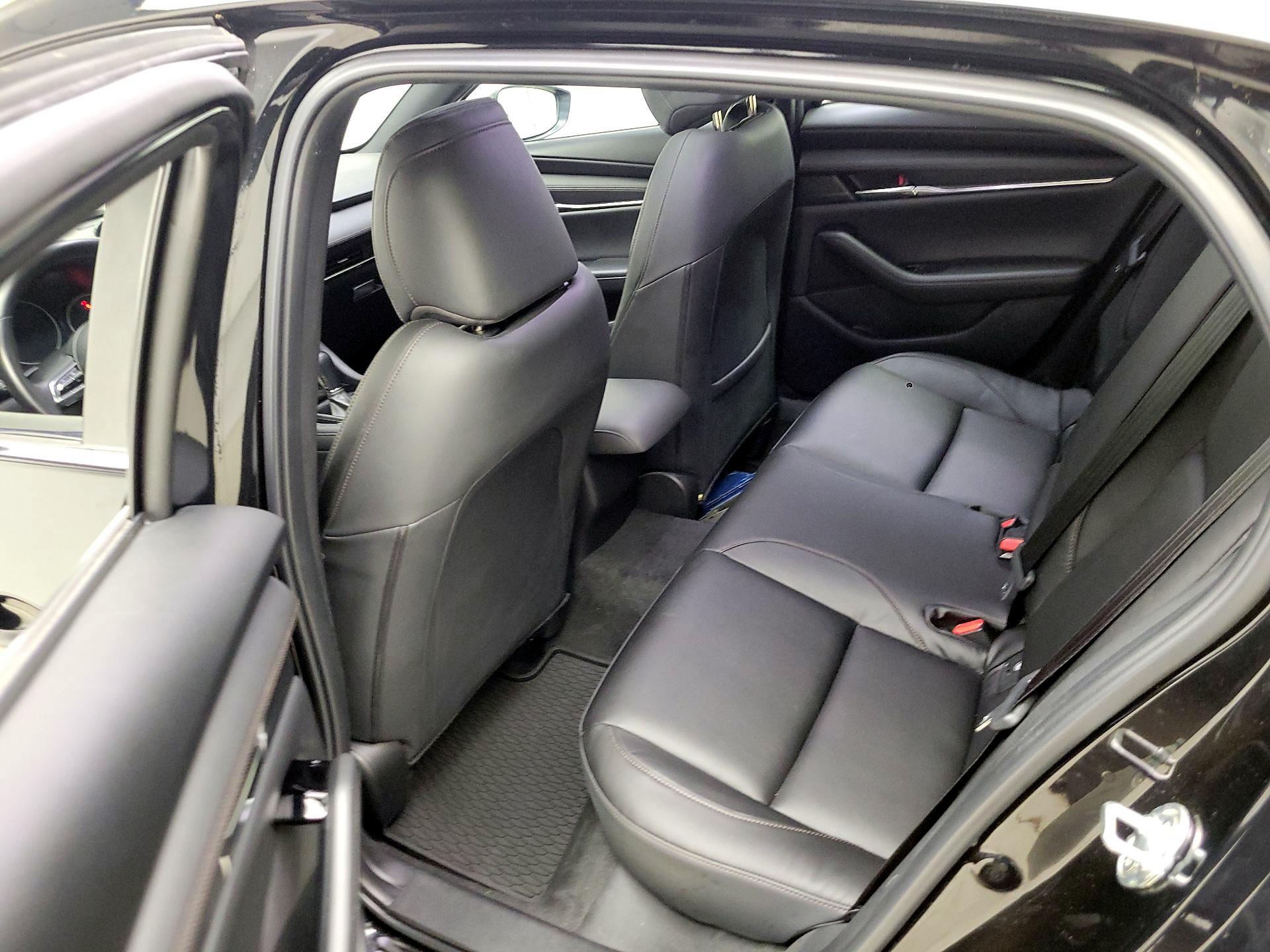 Thumbnail: 2021 Mazda Mazda3 - 19