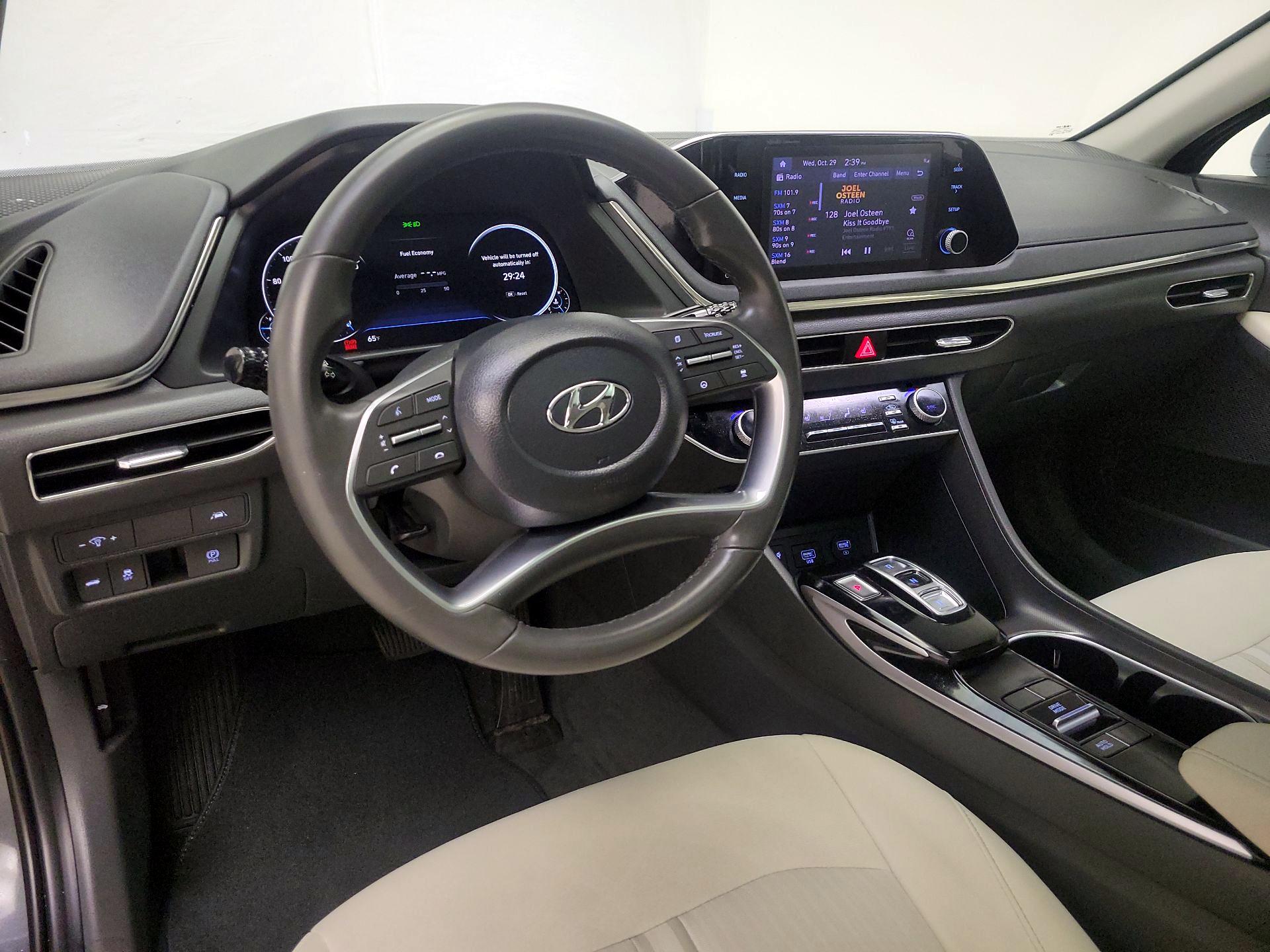 Thumbnail: 2022 Hyundai Sonata - 9