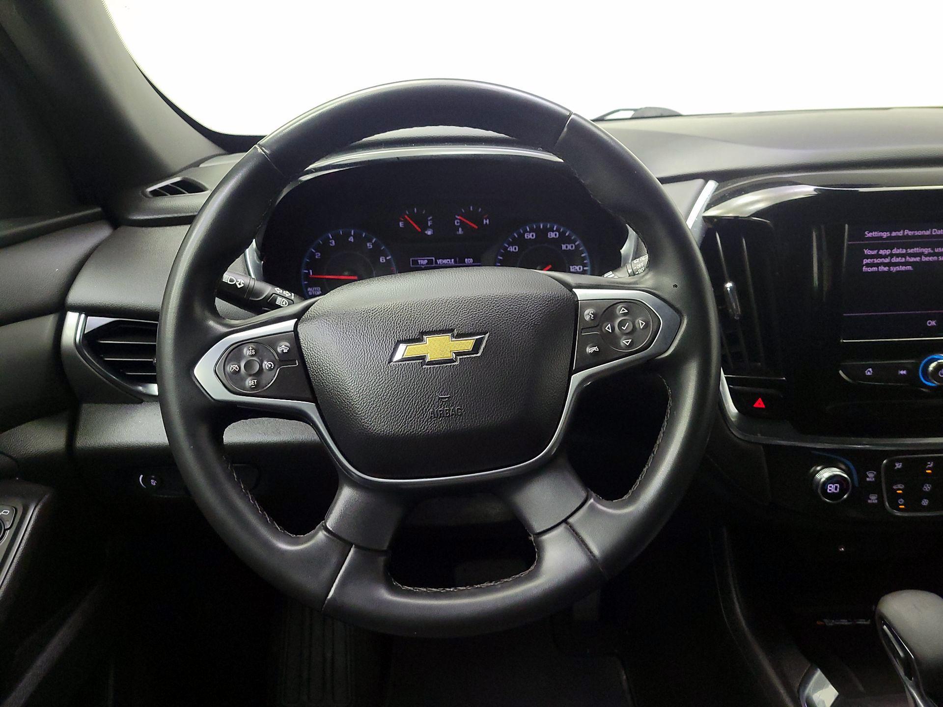 Thumbnail: 2023 Chevrolet Traverse - 10