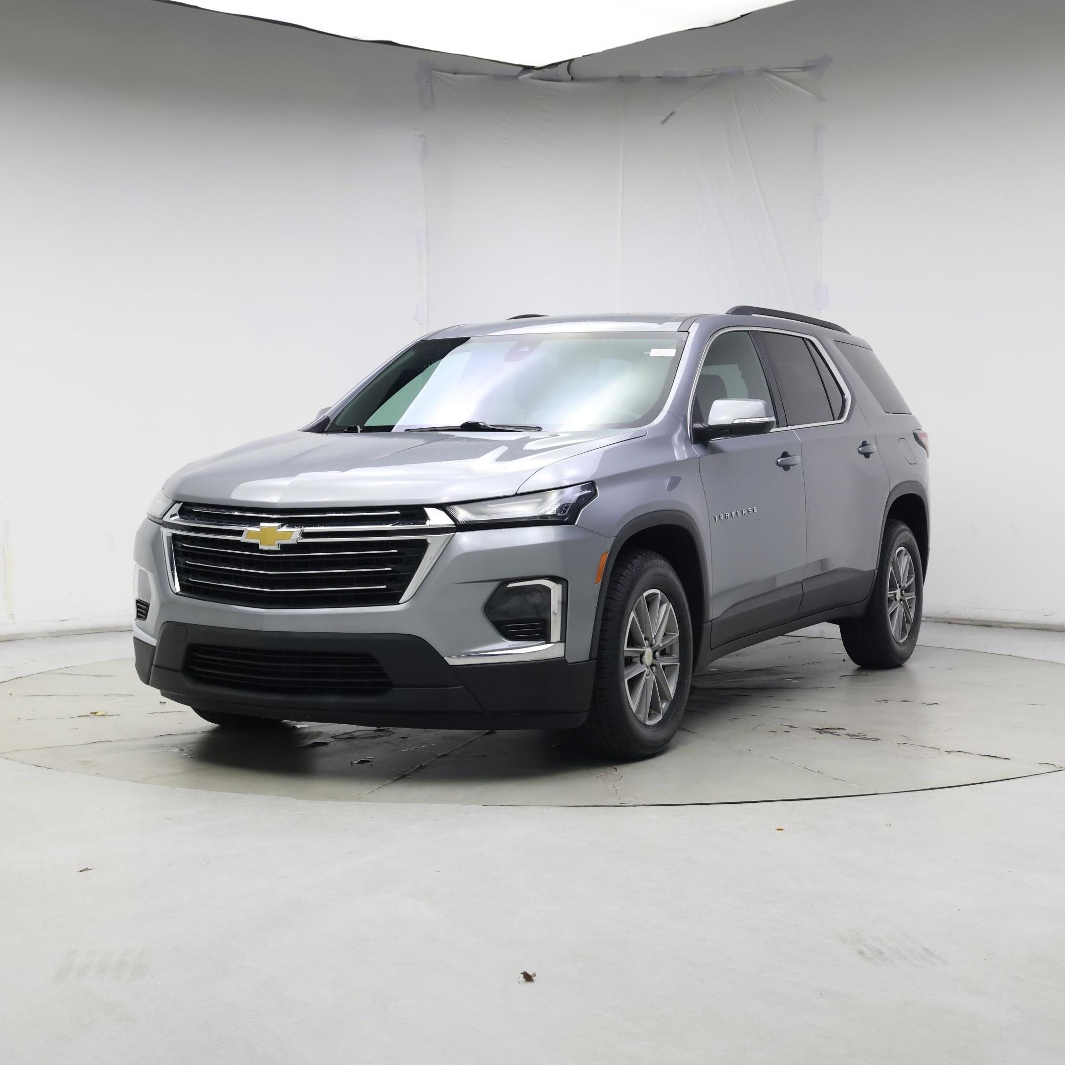 Thumbnail: 2023 Chevrolet Traverse - 4