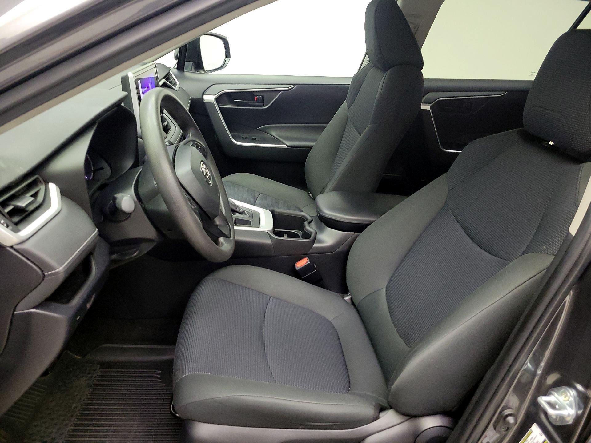 Thumbnail: 2023 Toyota RAV4 - 11