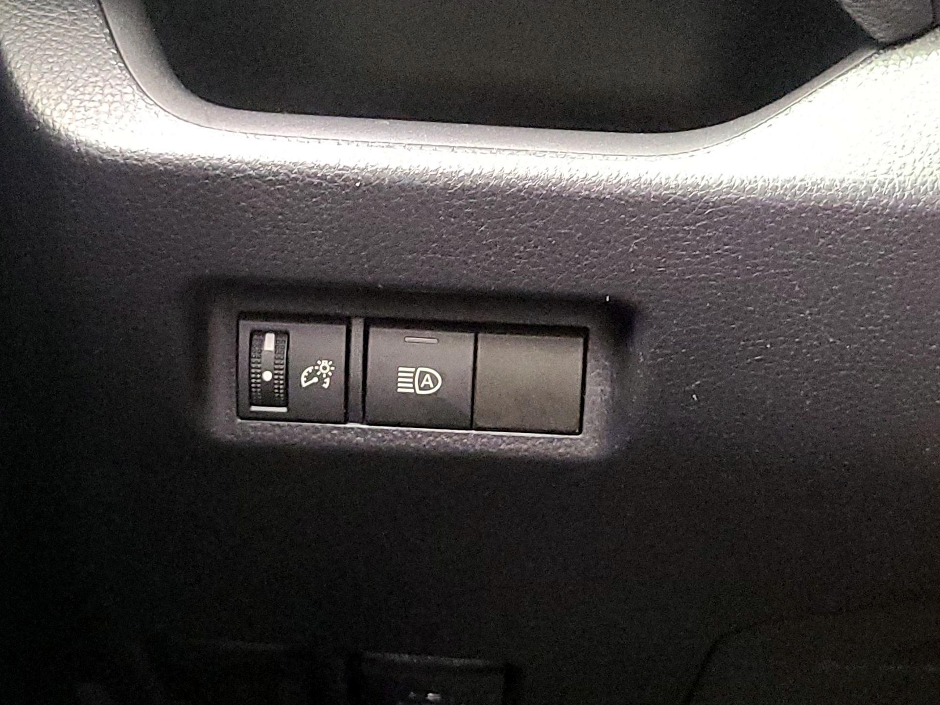 Thumbnail: 2023 Toyota RAV4 - 13