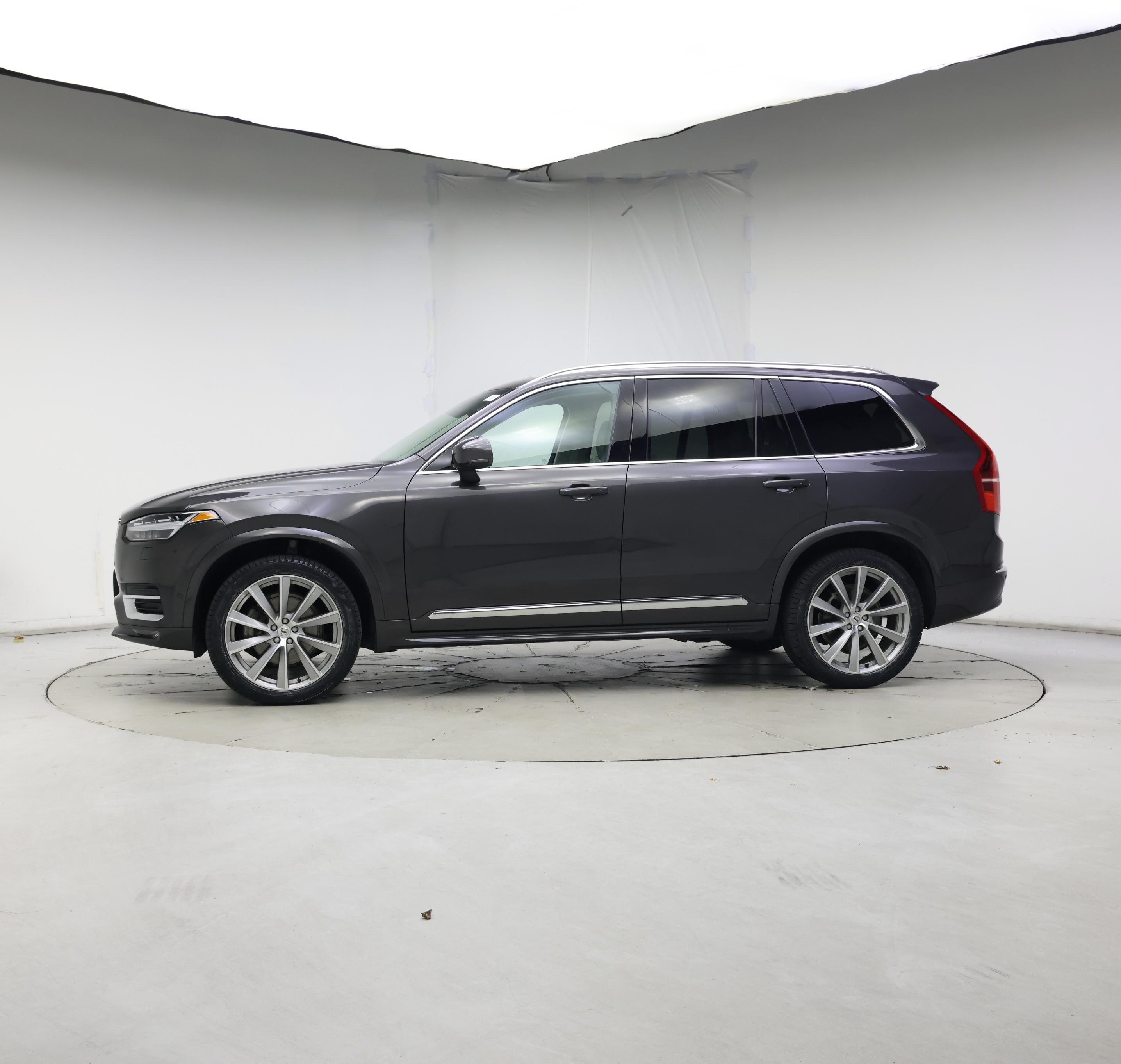 Thumbnail: 2023 Volvo XC90 - 3