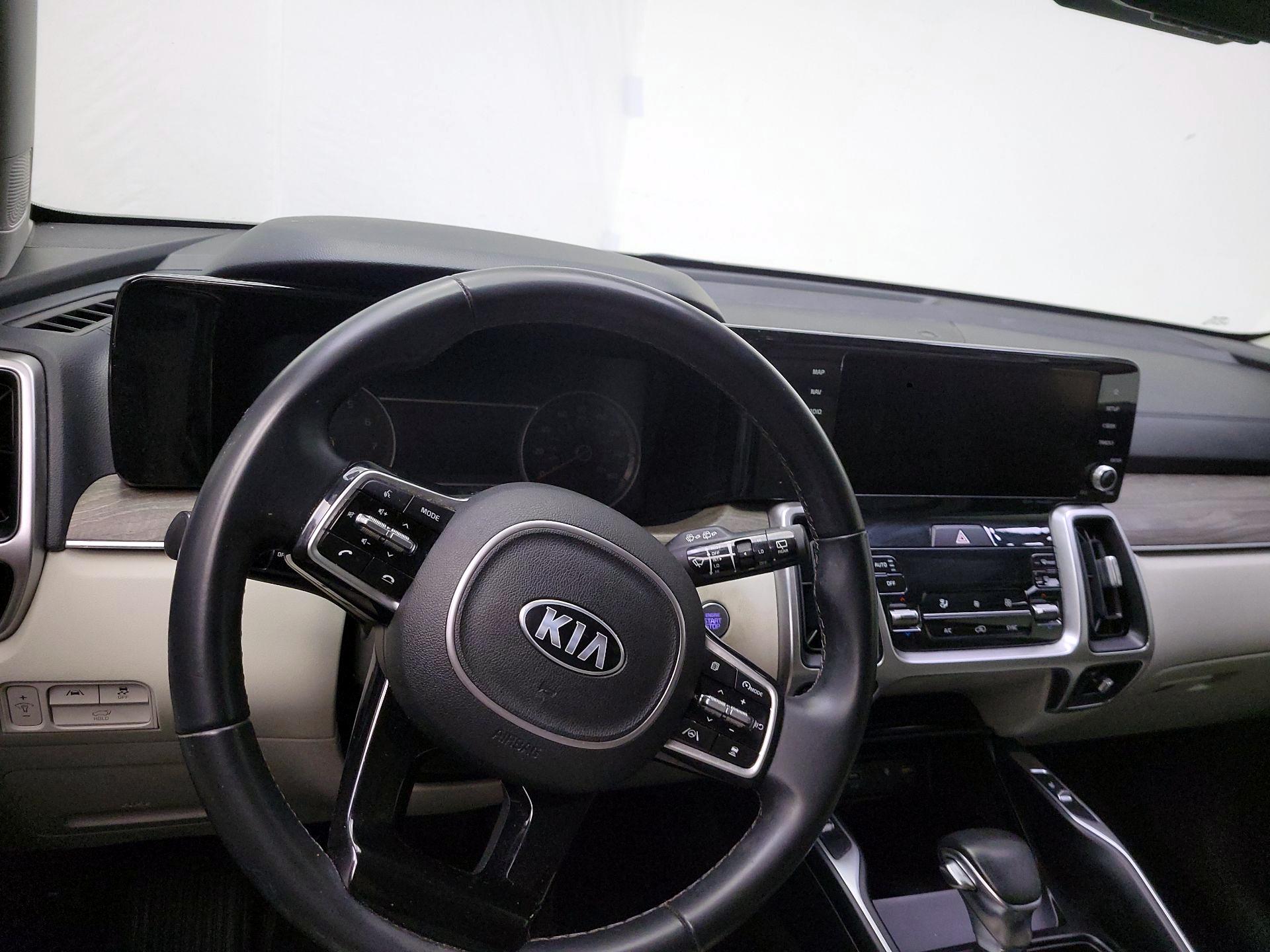 Thumbnail: 2021 Kia Sorento - 10