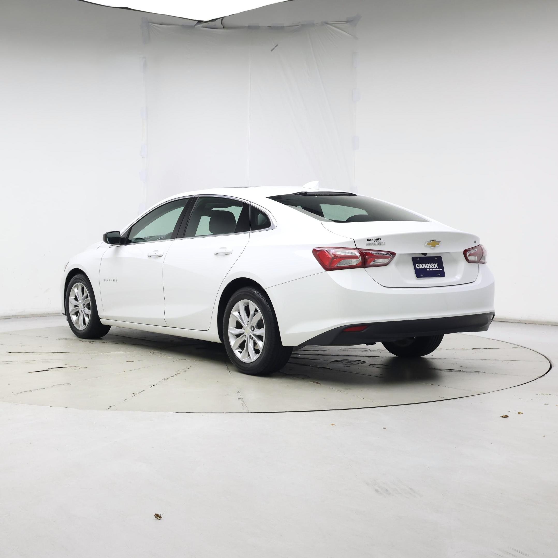 Thumbnail: 2019 Chevrolet Malibu - 2