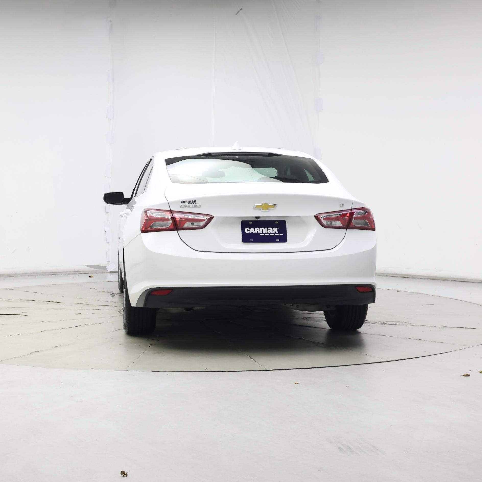 Thumbnail: 2019 Chevrolet Malibu - 6