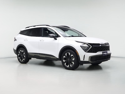 White 2023 Kia Sportage X-Line