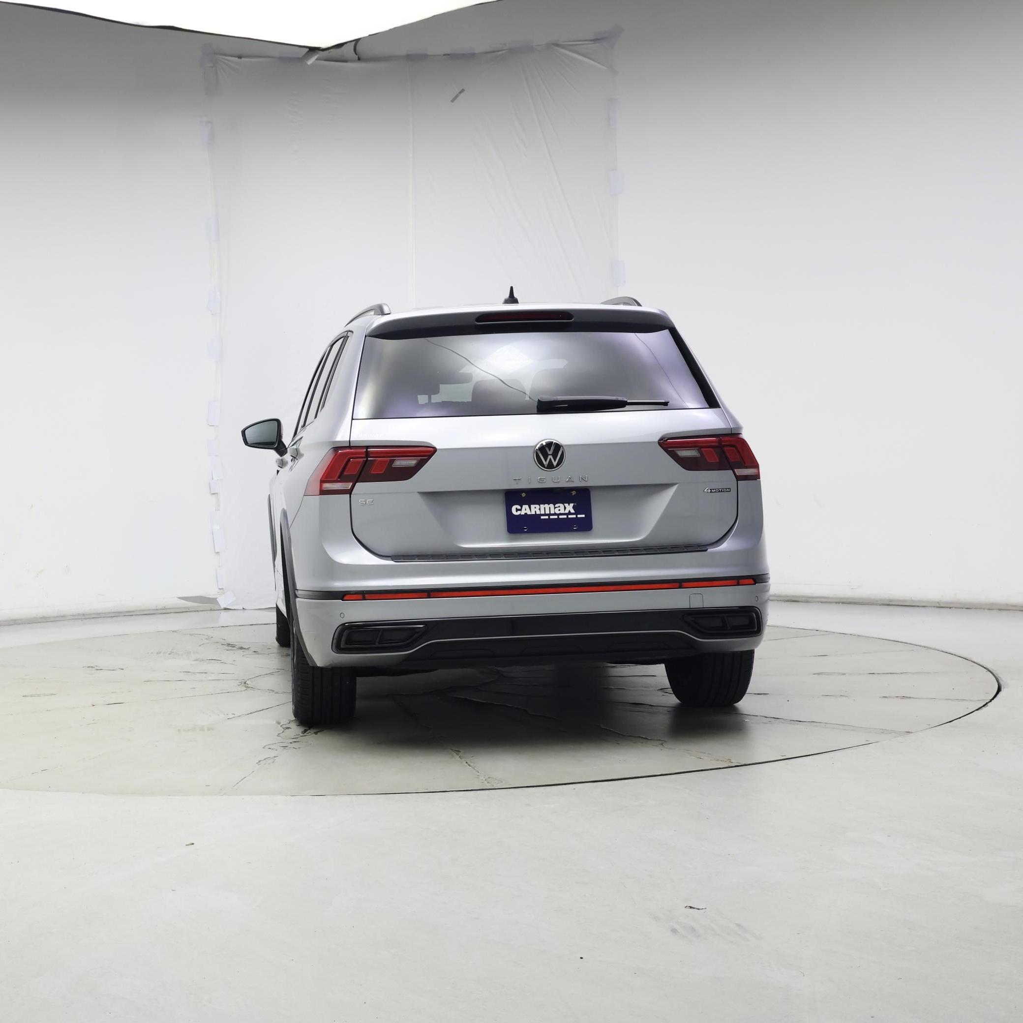 Thumbnail: 2022 Volkswagen Tiguan - 6