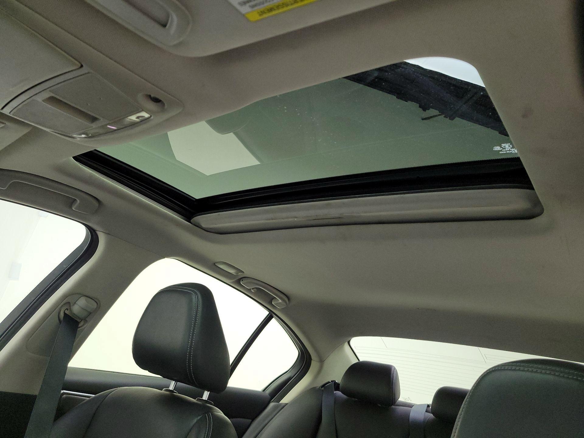 Thumbnail: 2019 INFINITI Q50 - 19