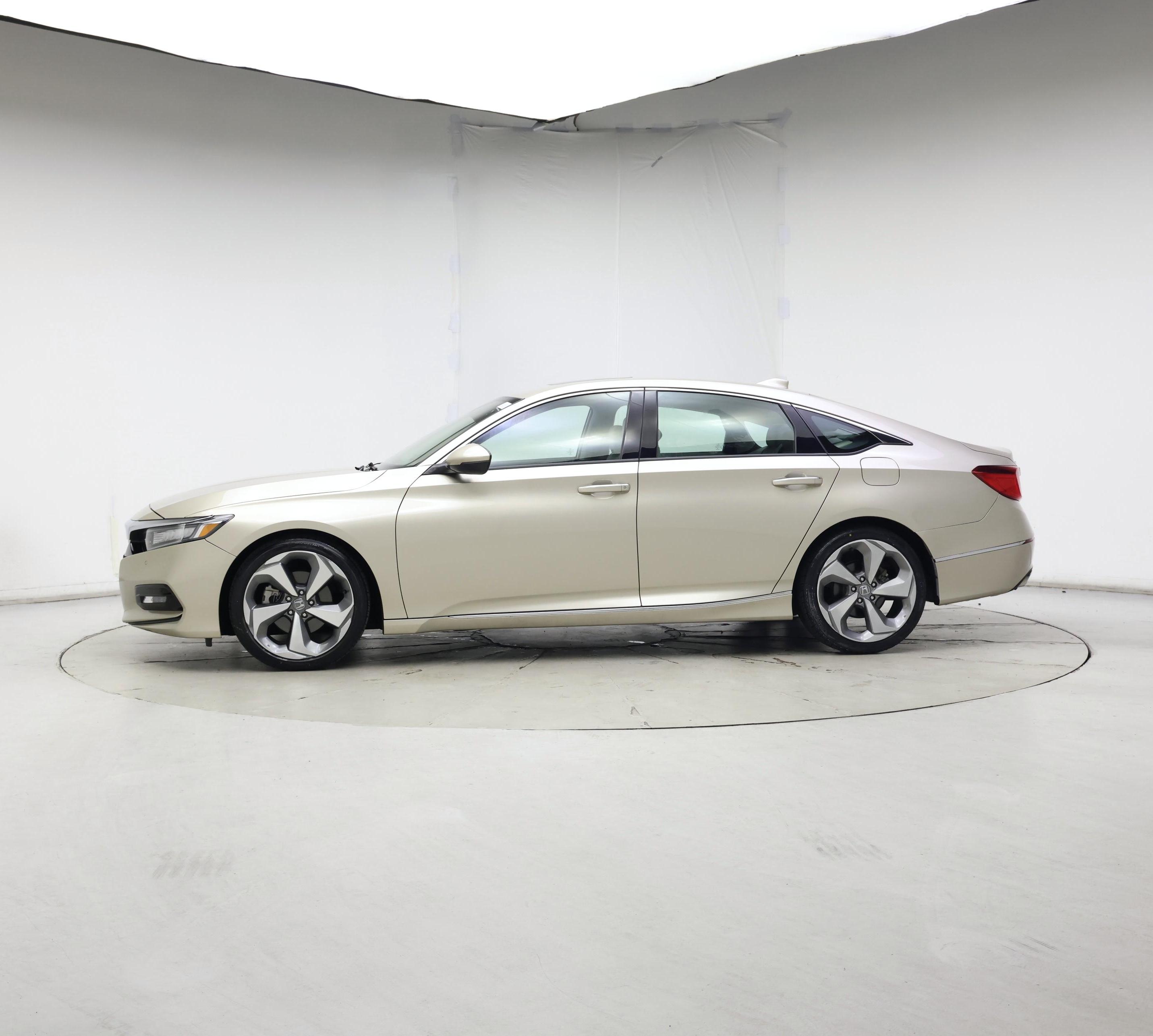 Thumbnail: 2018 Honda Accord - 3