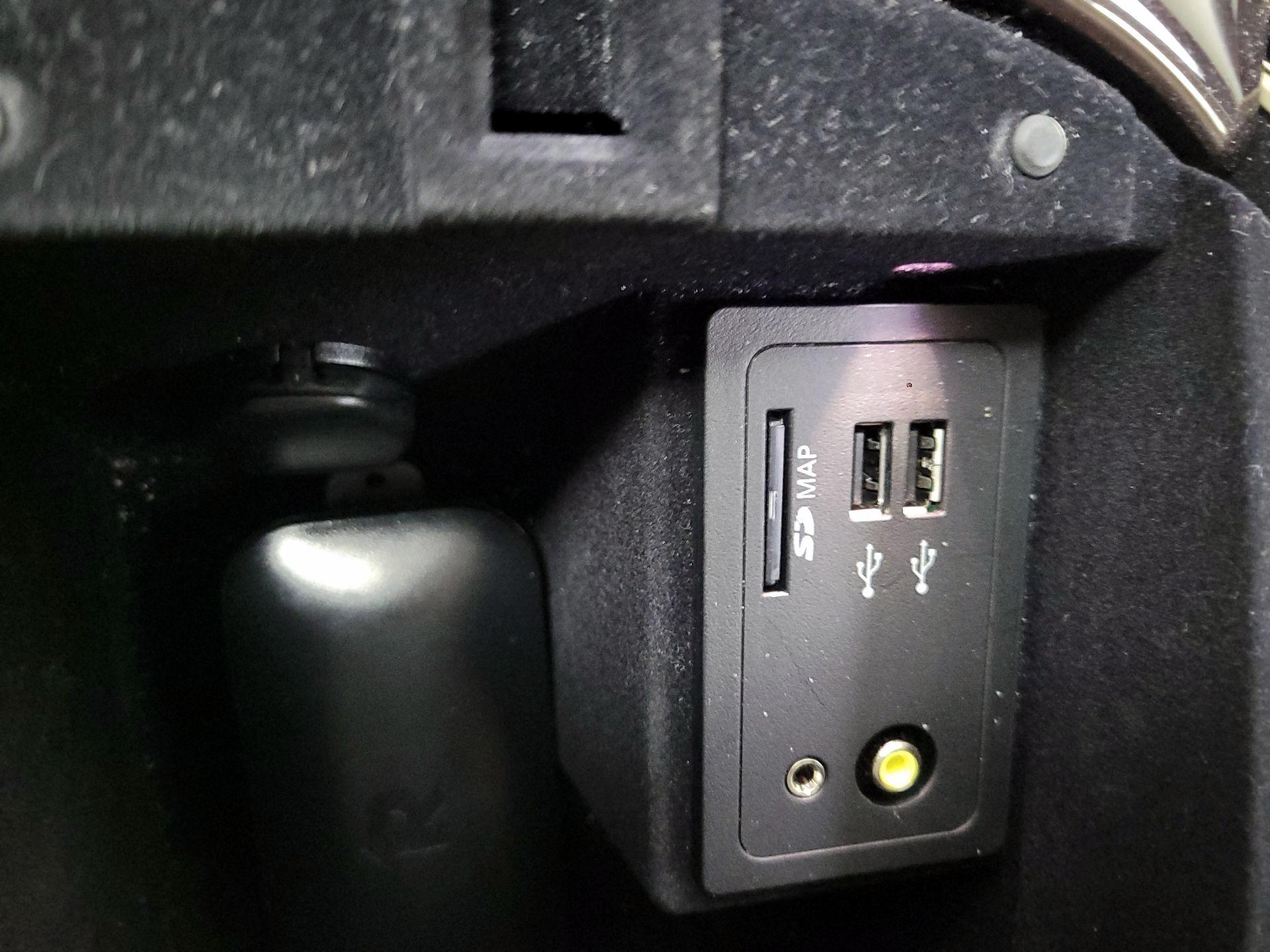 Thumbnail: 2017 INFINITI Q50 - 18