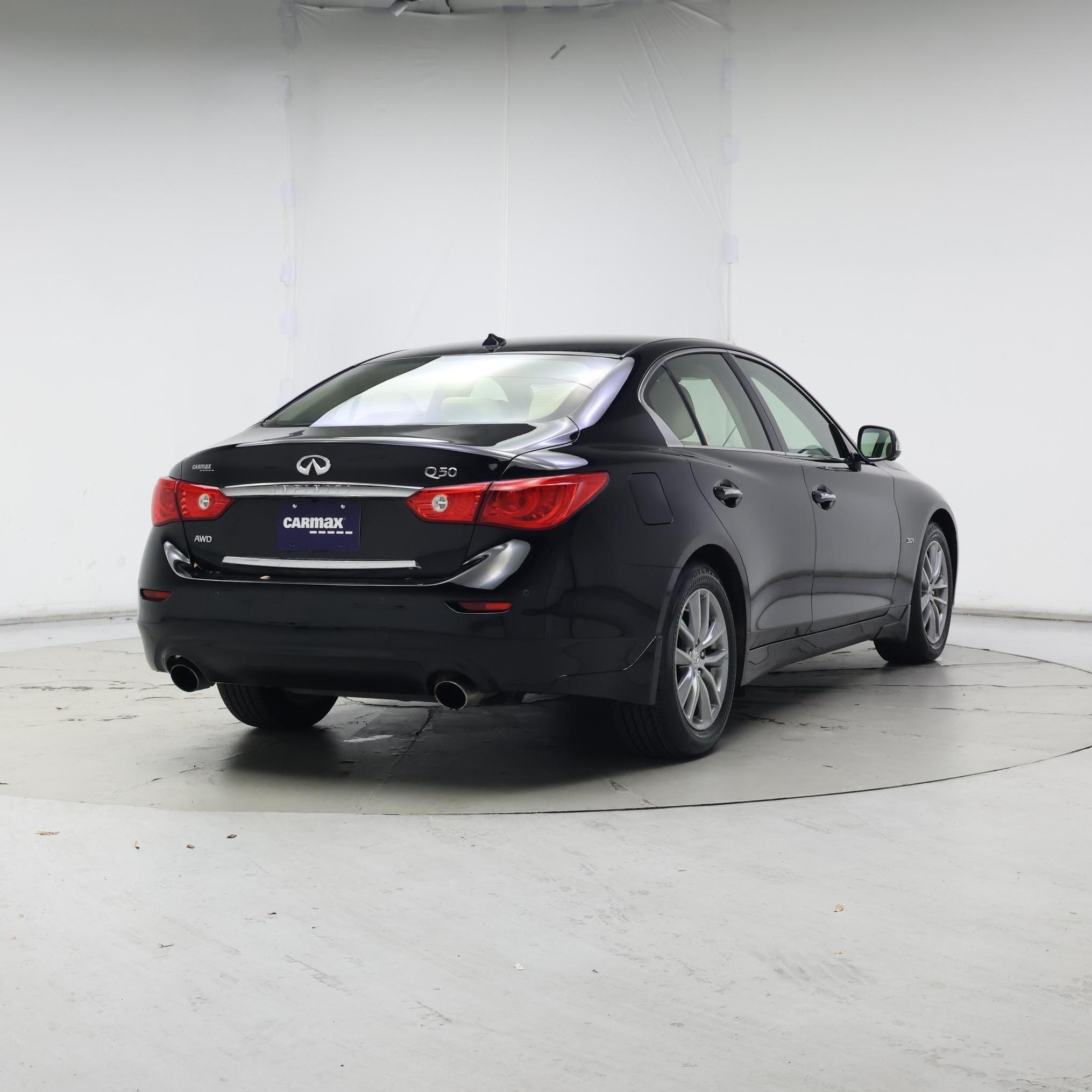 Thumbnail: 2017 INFINITI Q50 - 8