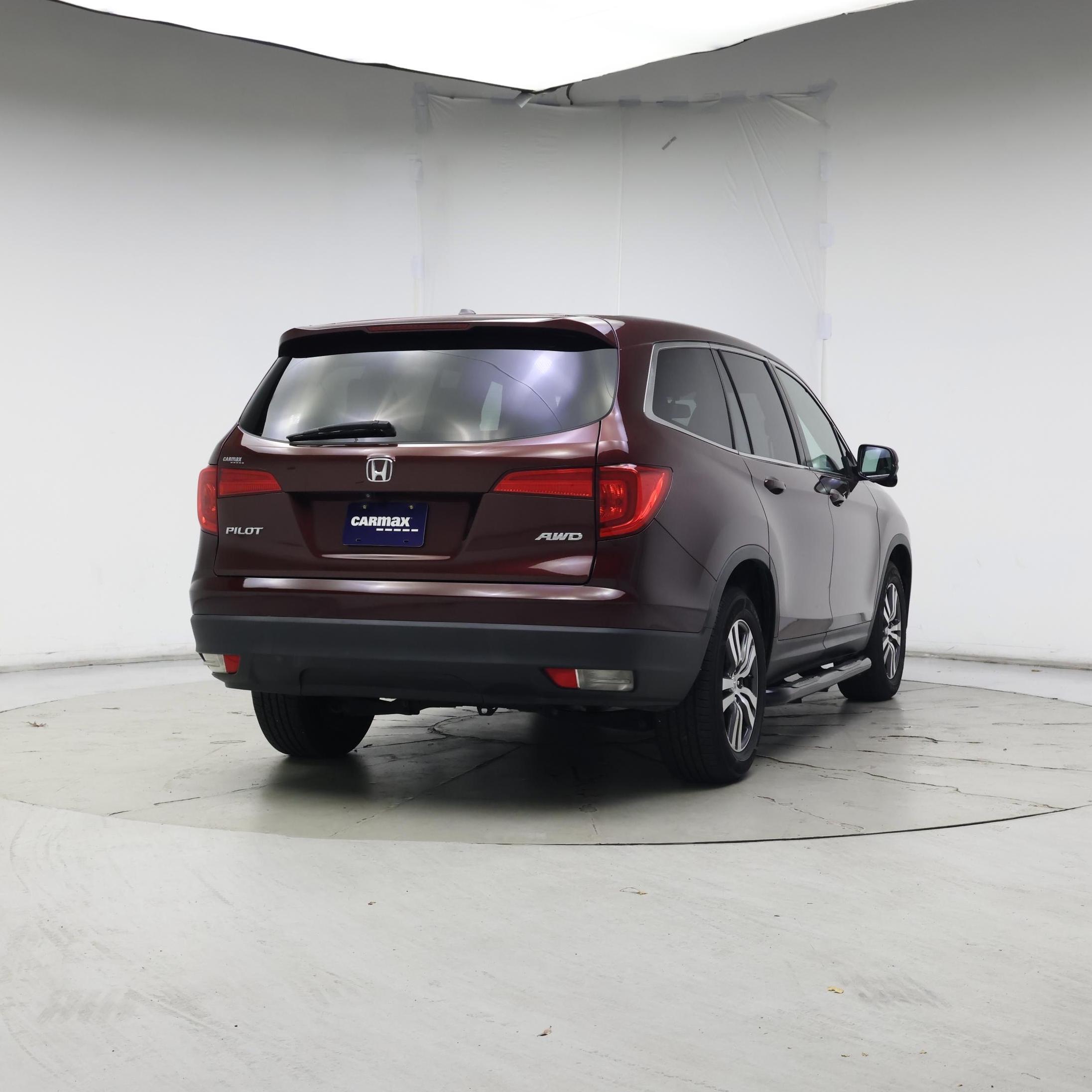 Thumbnail: 2018 Honda Pilot - 8