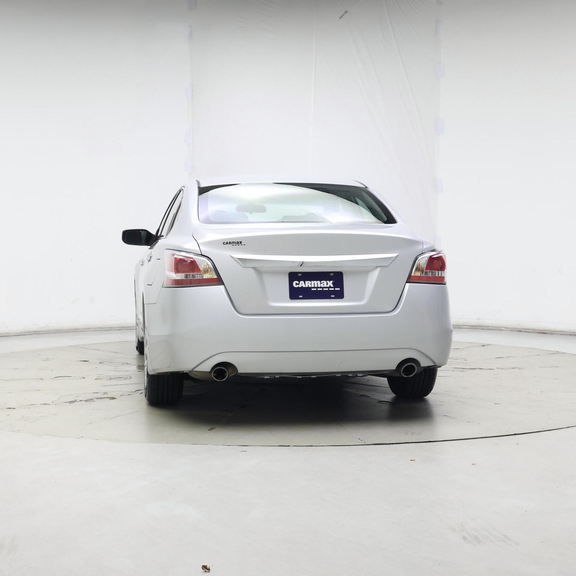 Thumbnail: 2015 Nissan Altima - 6