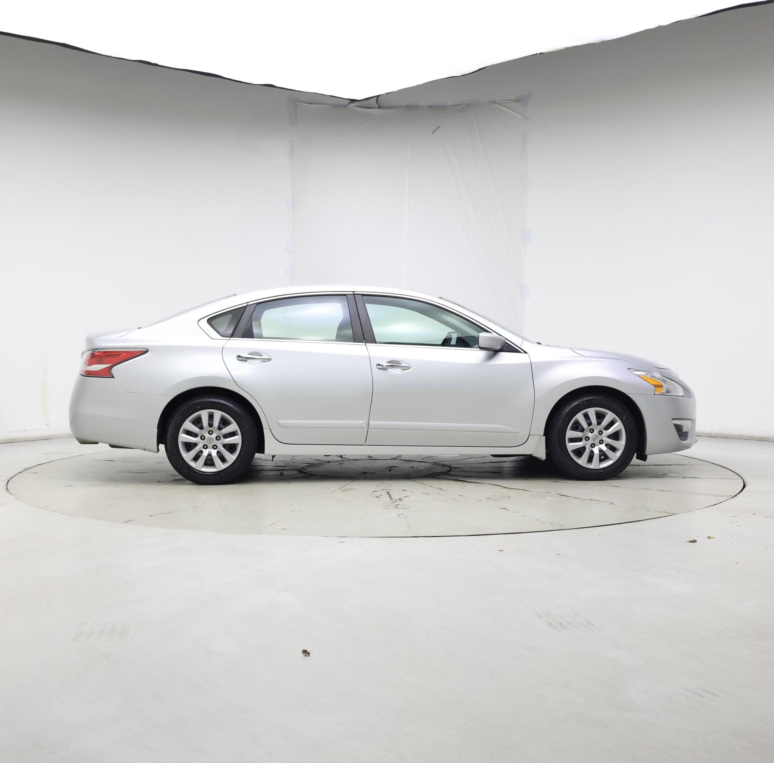 Thumbnail: 2015 Nissan Altima - 7