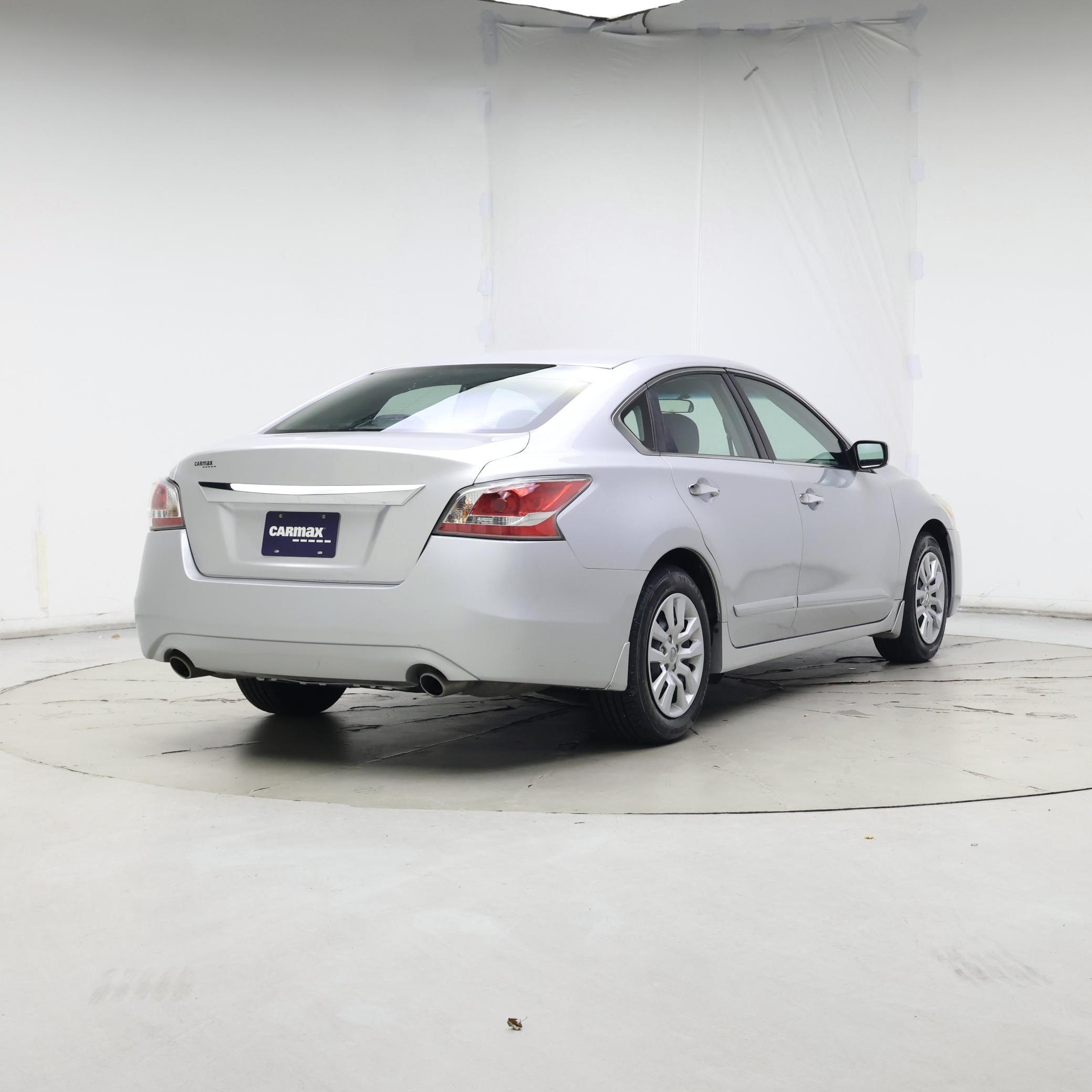 Thumbnail: 2015 Nissan Altima - 8