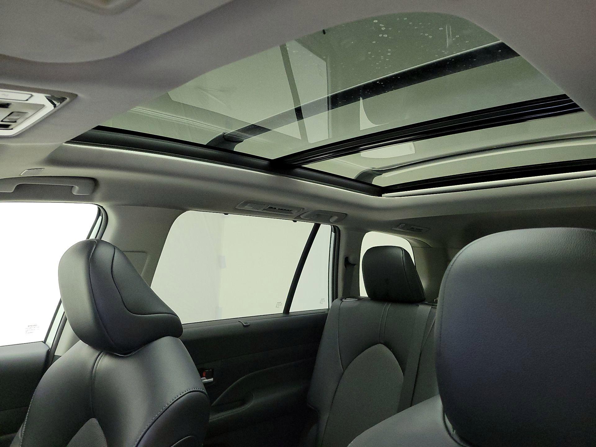 Thumbnail: 2024 Toyota Grand Highlander - 20