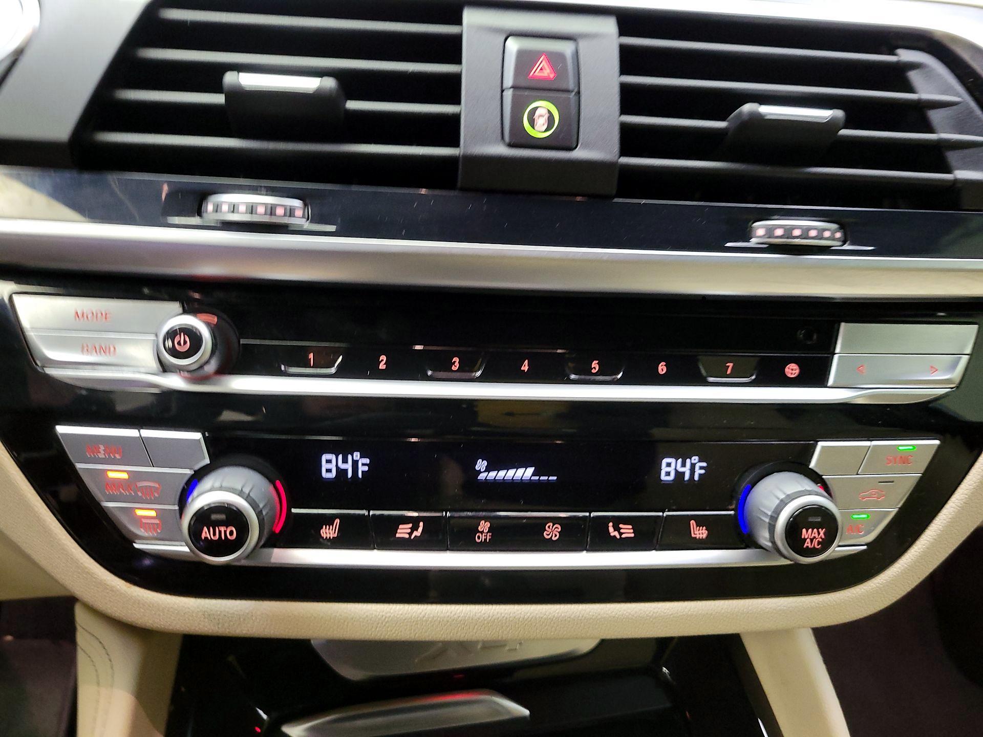 Thumbnail: 2020 BMW X4 - 17