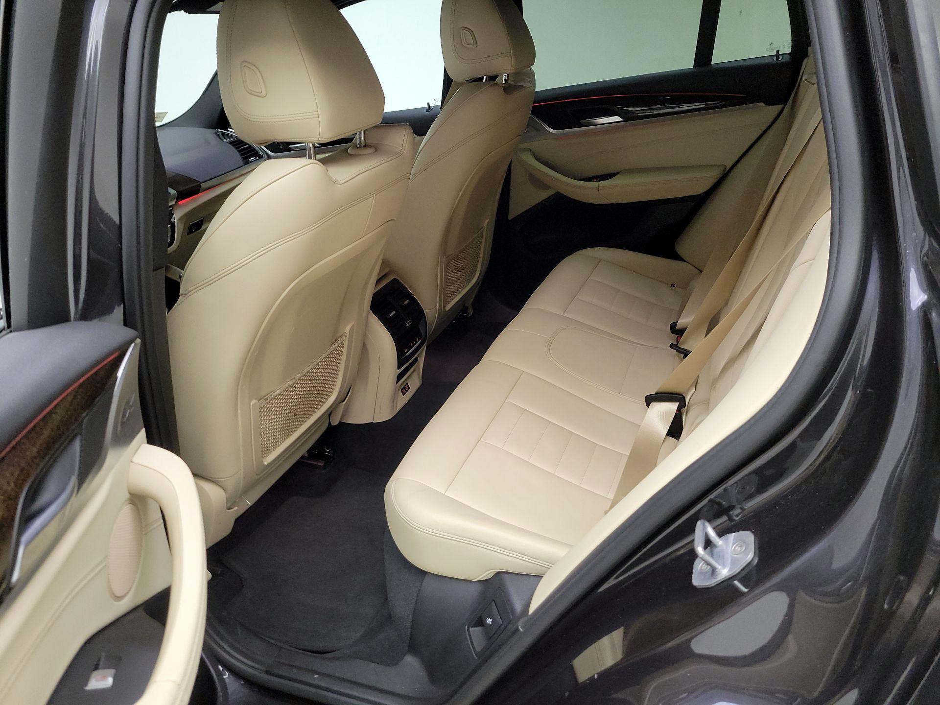 Thumbnail: 2020 BMW X4 - 20