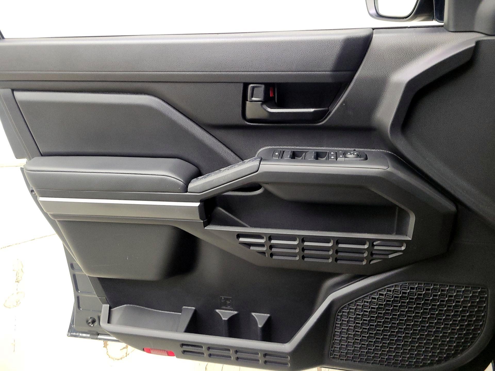 Thumbnail: 2024 Toyota Tacoma - 12