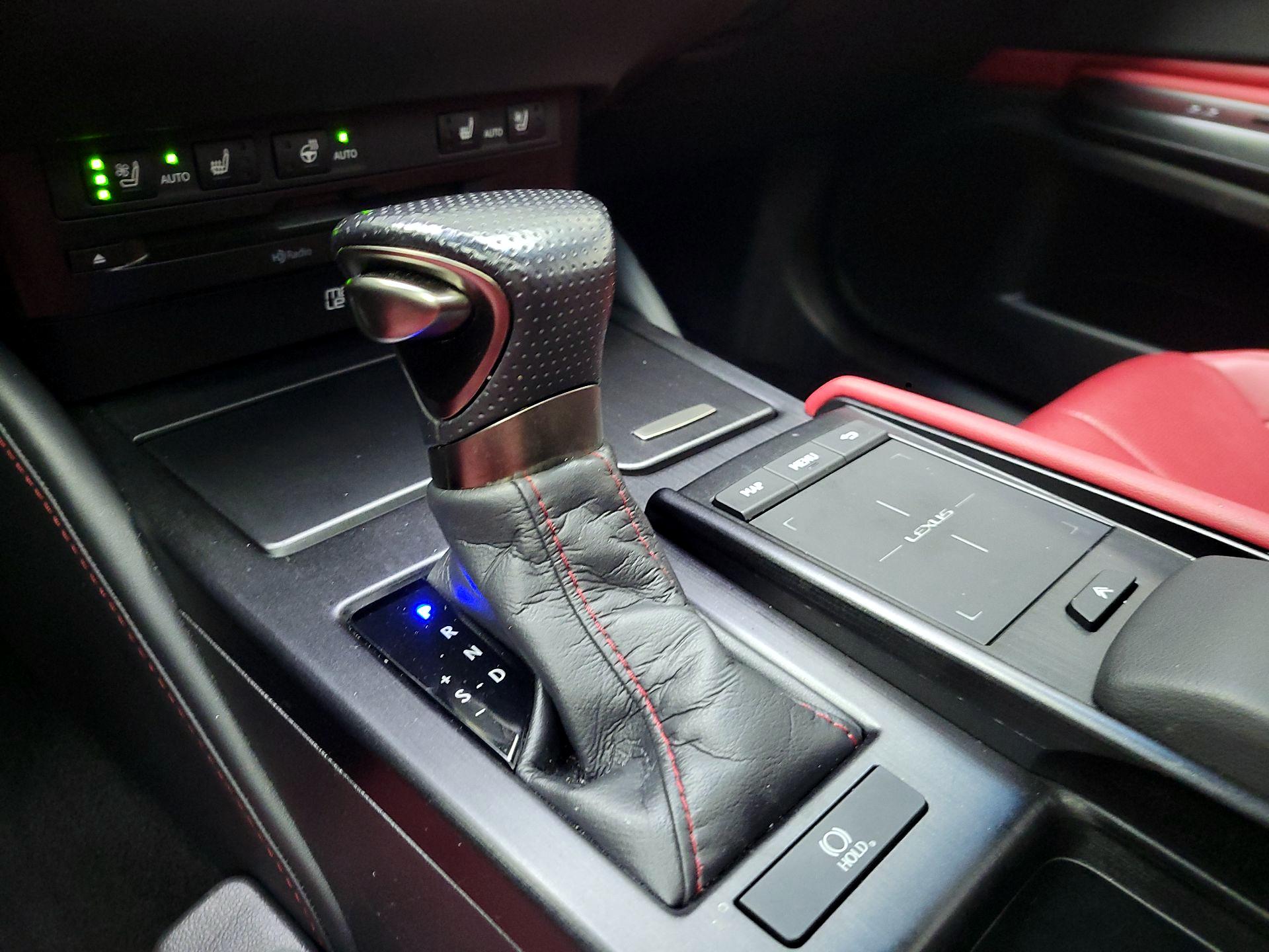 Thumbnail: 2019 Lexus ES - 17