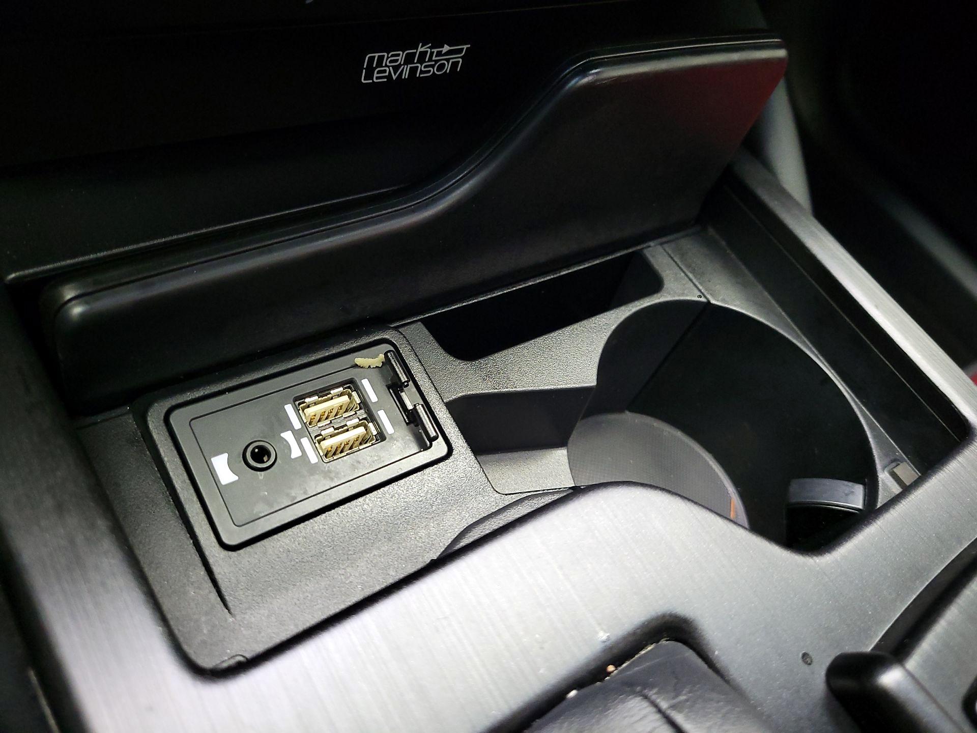 Thumbnail: 2019 Lexus ES - 18