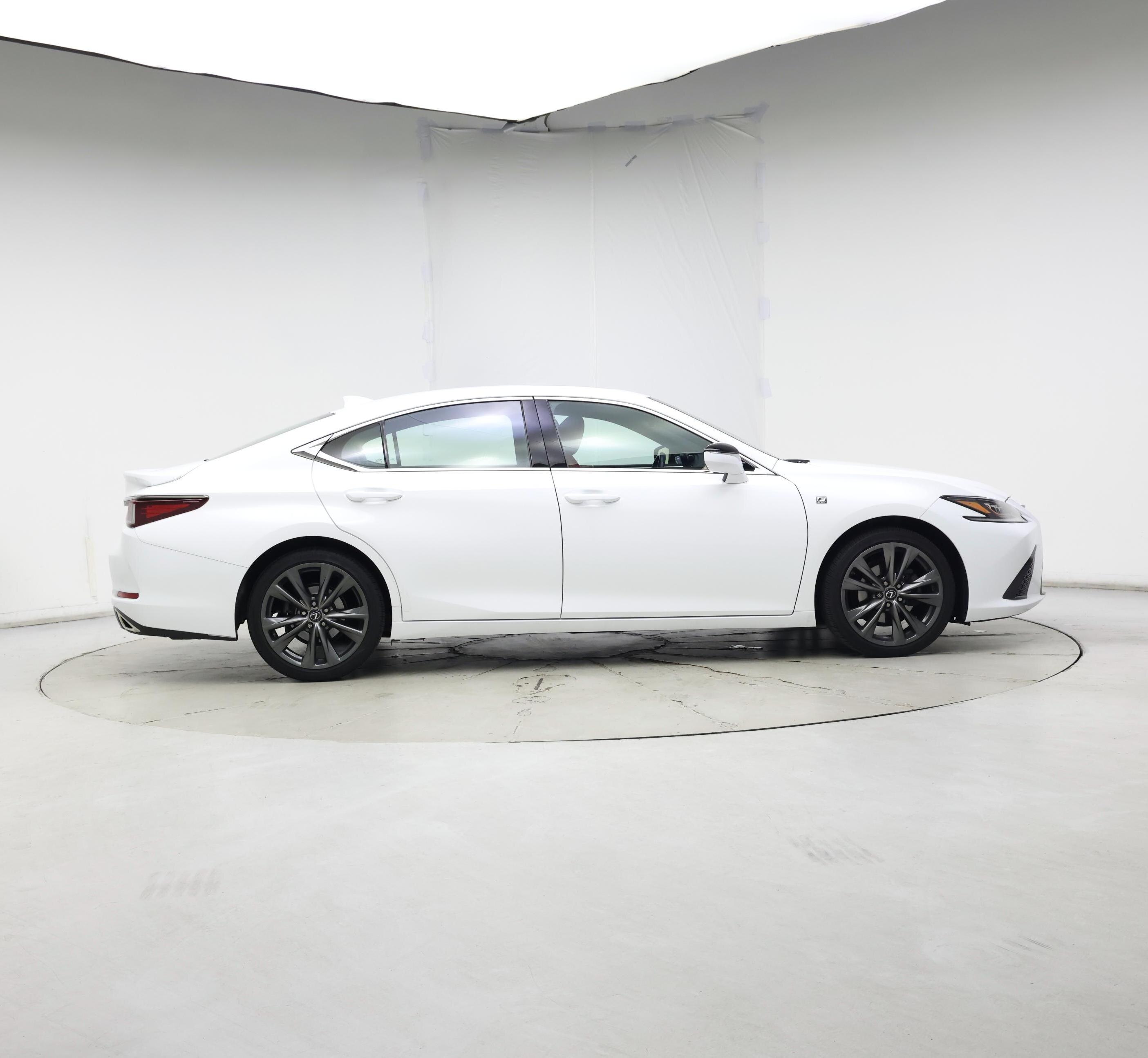 Thumbnail: 2019 Lexus ES - 7