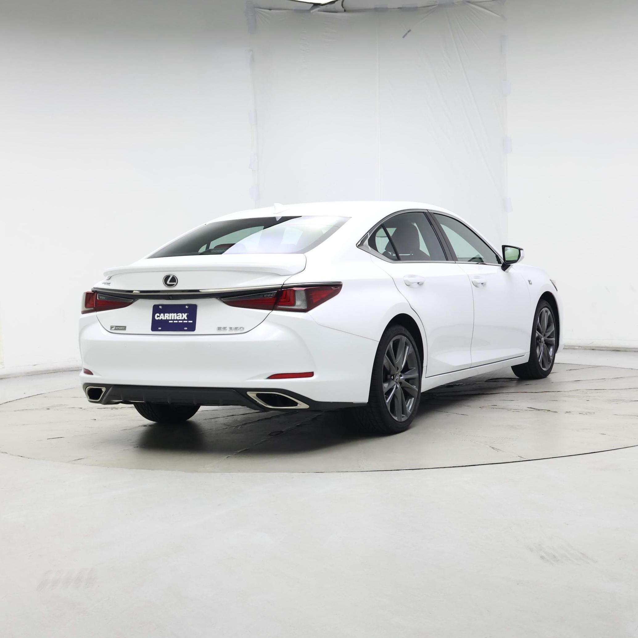 Thumbnail: 2019 Lexus ES - 8