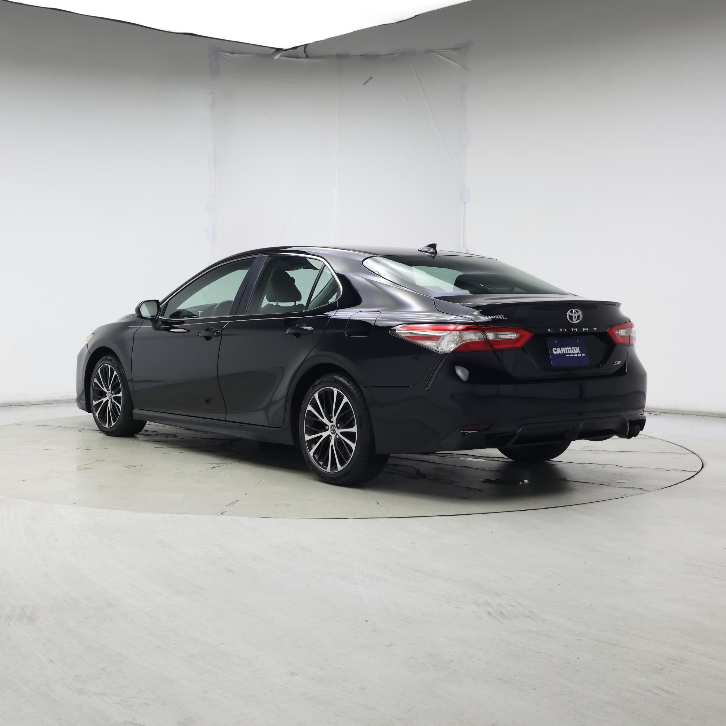 Thumbnail: 2019 Toyota Camry - 2