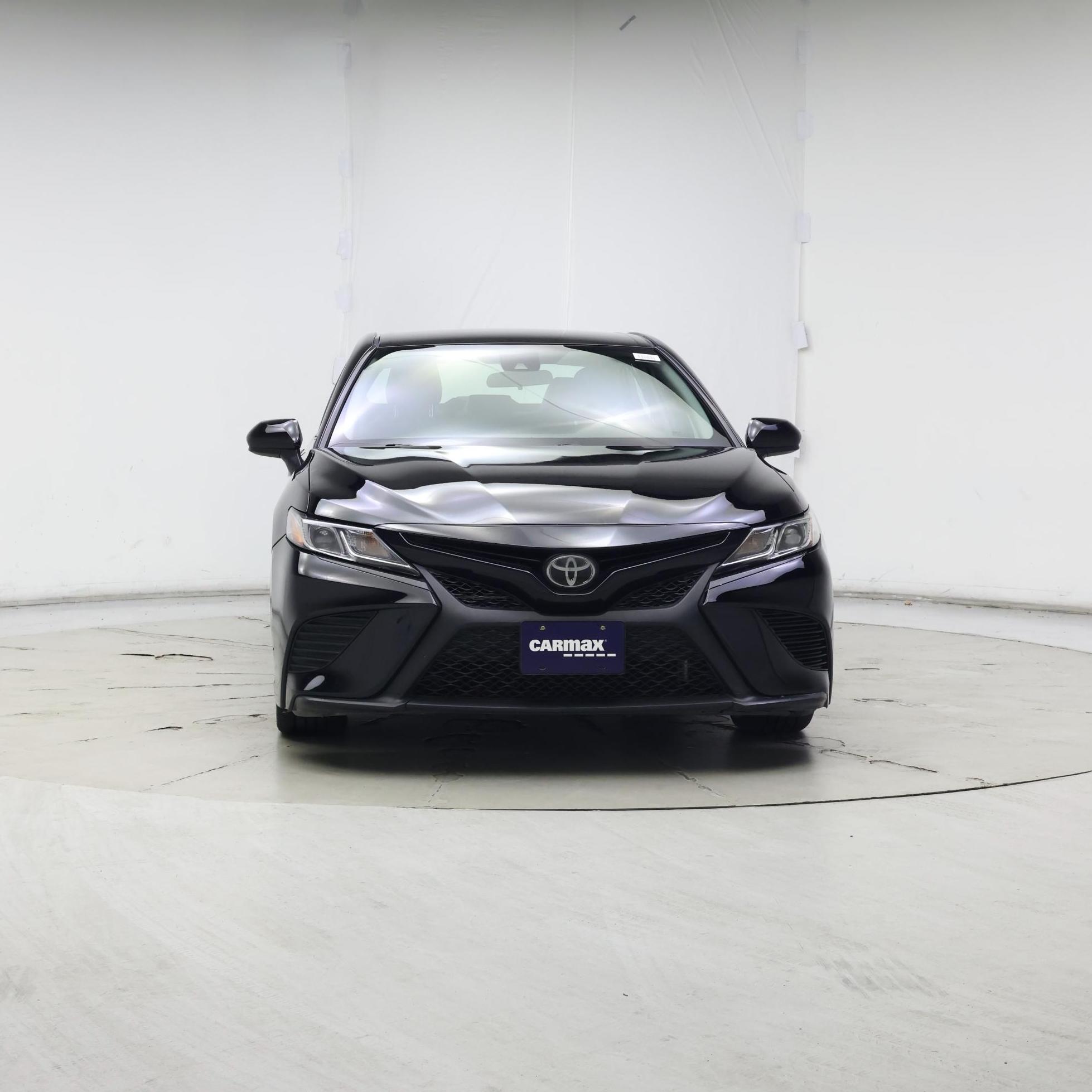 Thumbnail: 2019 Toyota Camry - 5