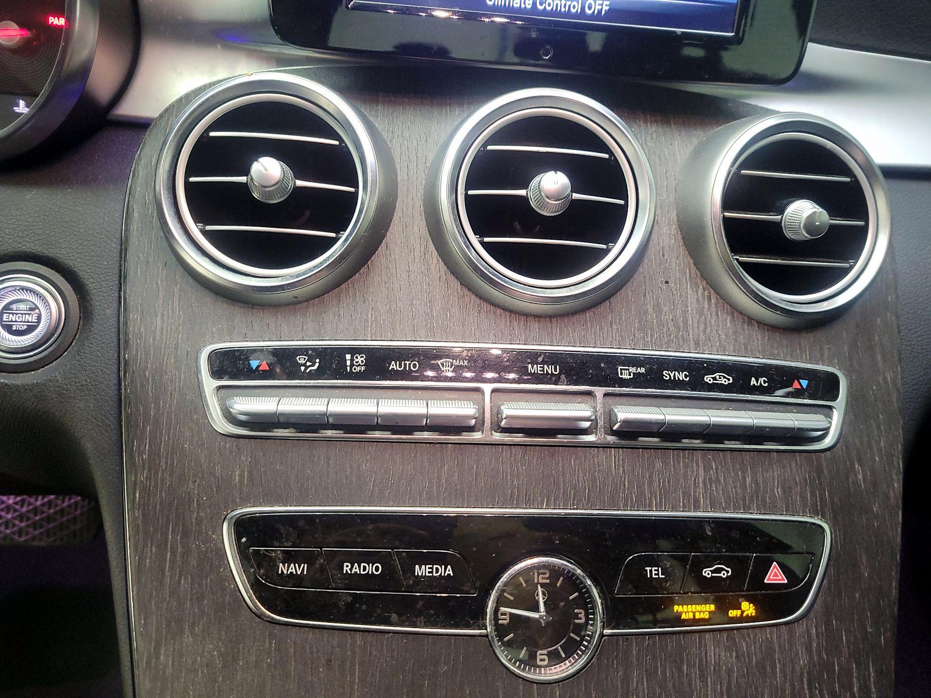 Thumbnail: 2019 Mercedes-Benz C-Class - 16