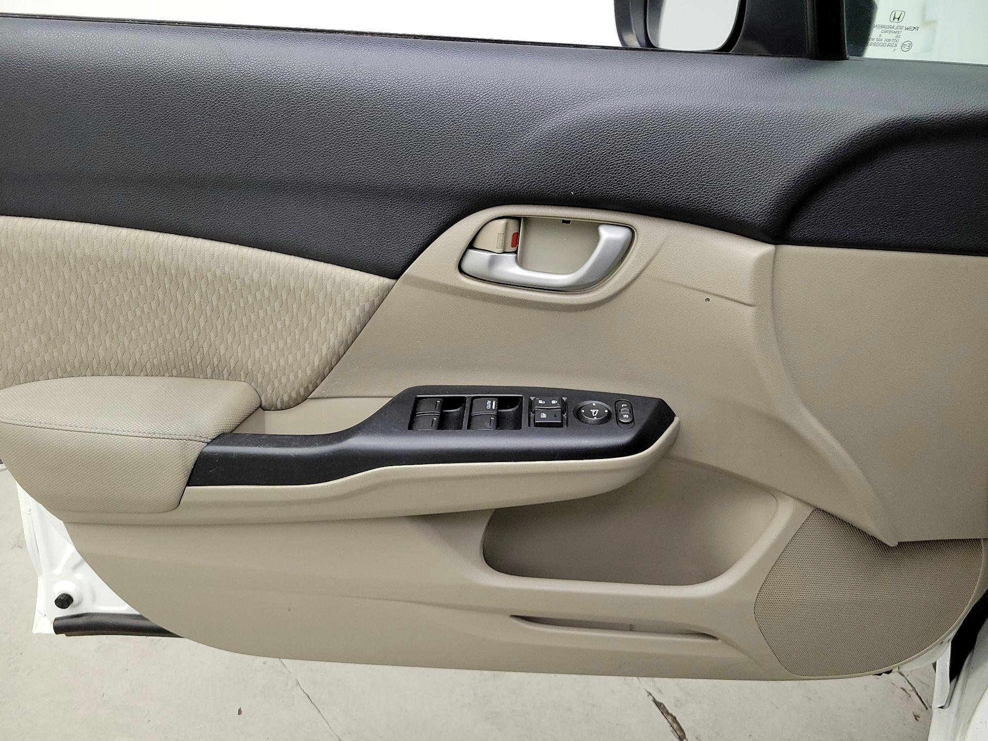 Thumbnail: 2014 Honda Civic - 12