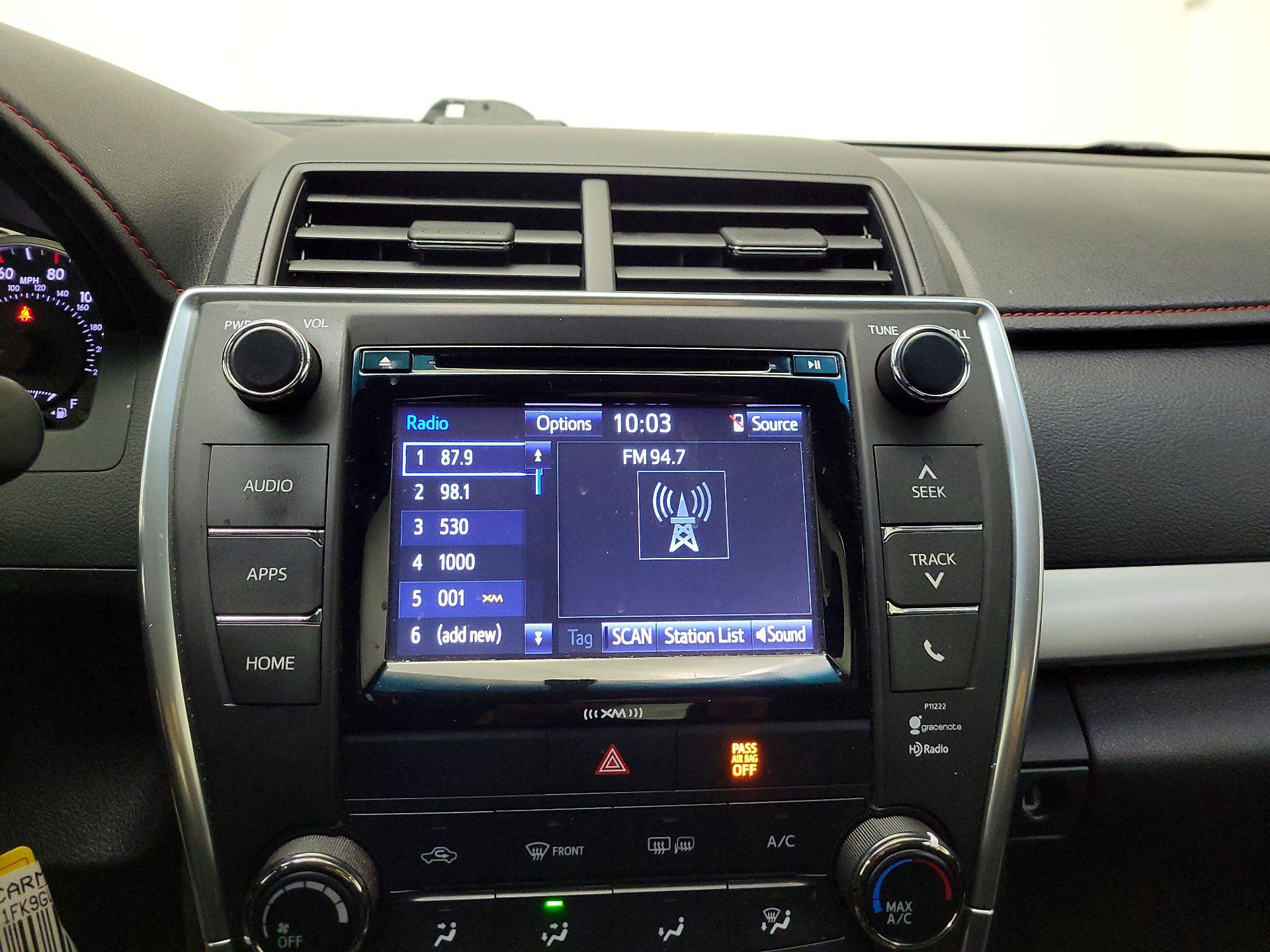 Thumbnail: 2016 Toyota Camry - 15