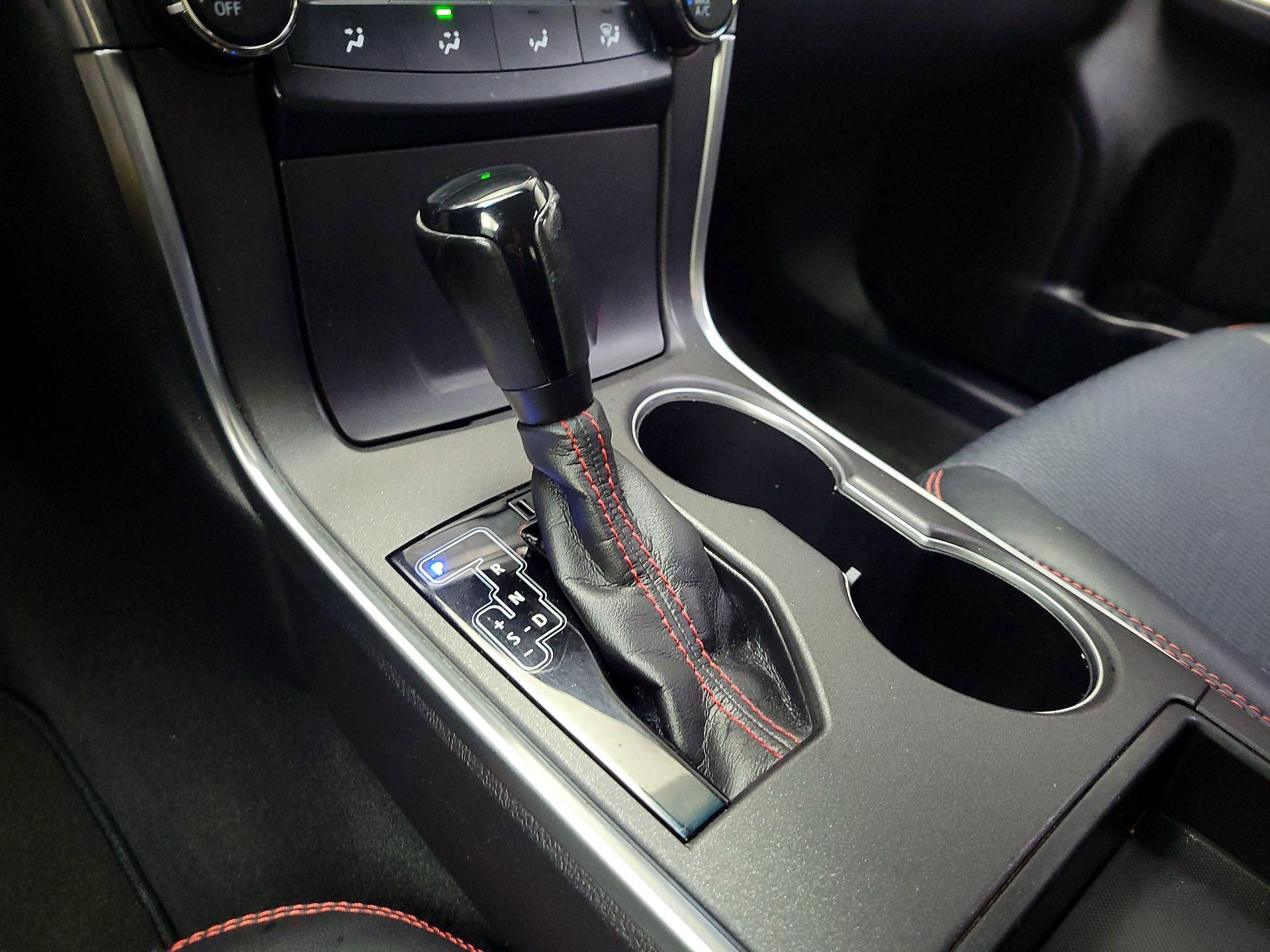 Thumbnail: 2016 Toyota Camry - 17