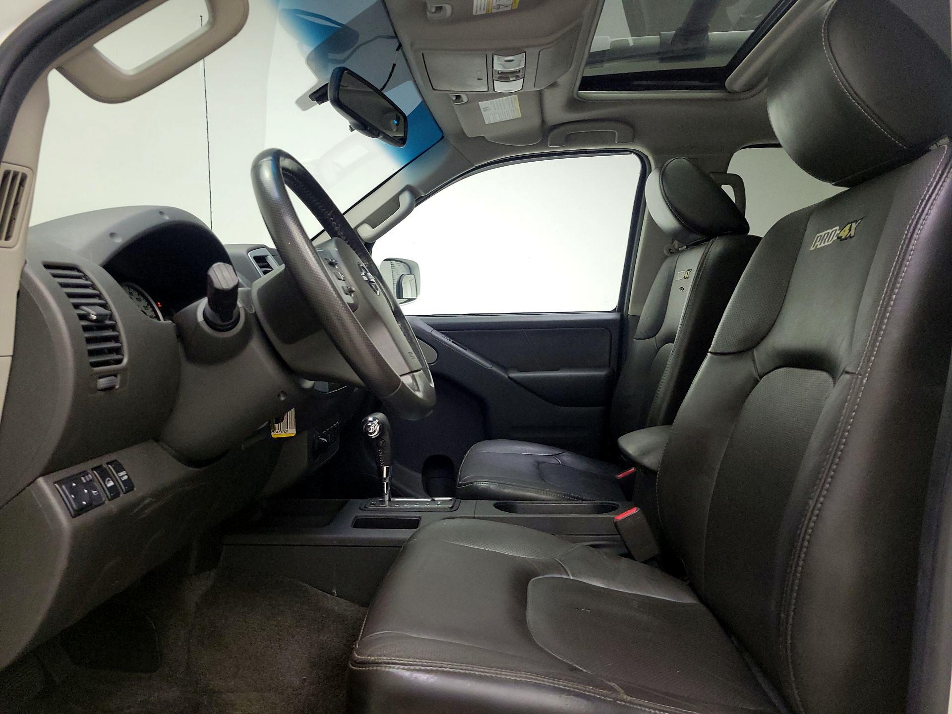 Thumbnail: 2015 Nissan Frontier - 11