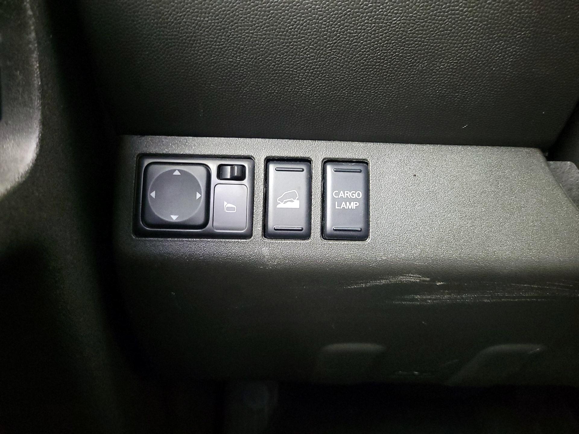 Thumbnail: 2015 Nissan Frontier - 13